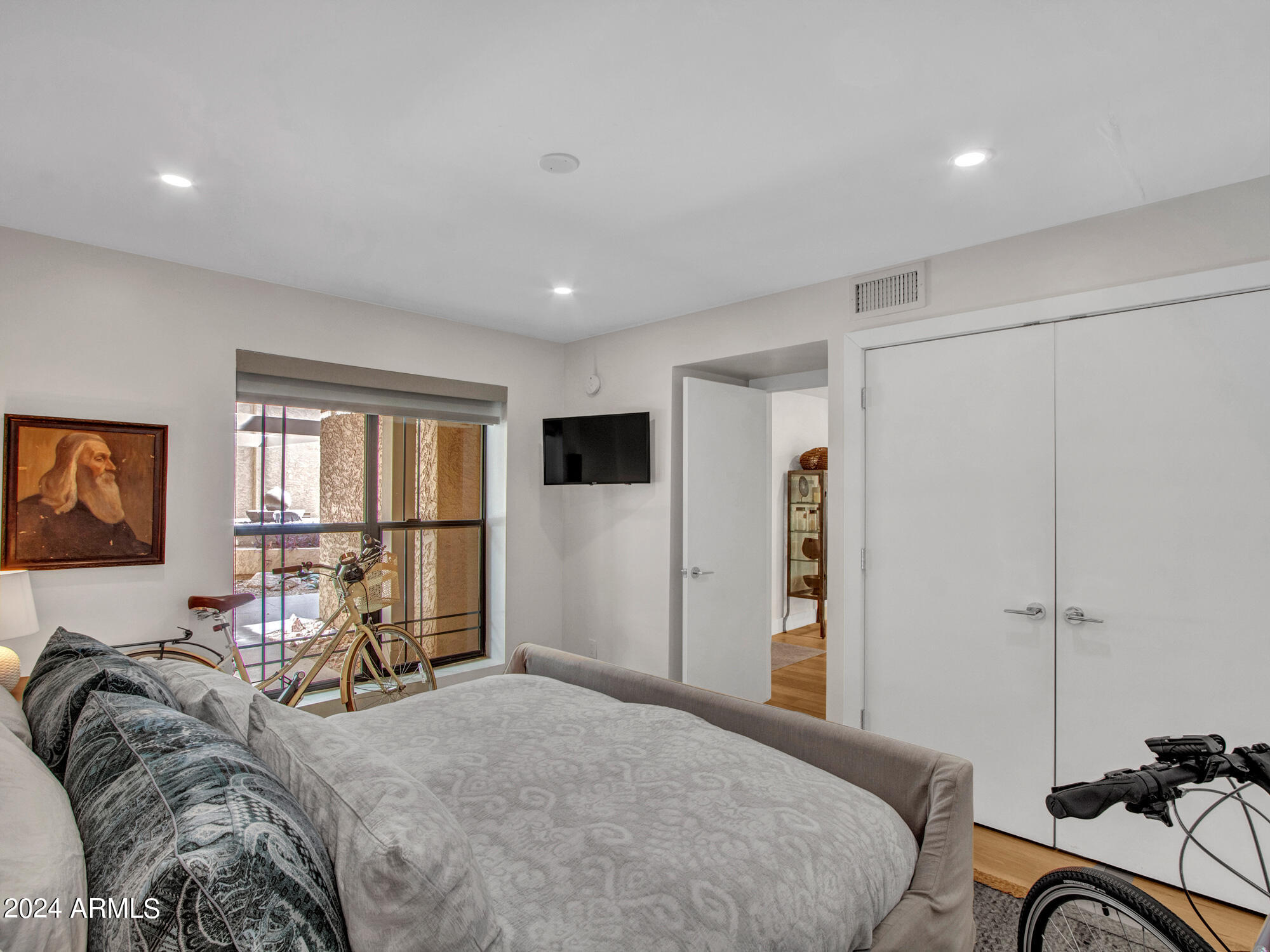 Phoenix, Arizona 85016, United States, 2 Bedrooms Bedrooms, ,2 BathroomsBathrooms,Residential,Active,44983