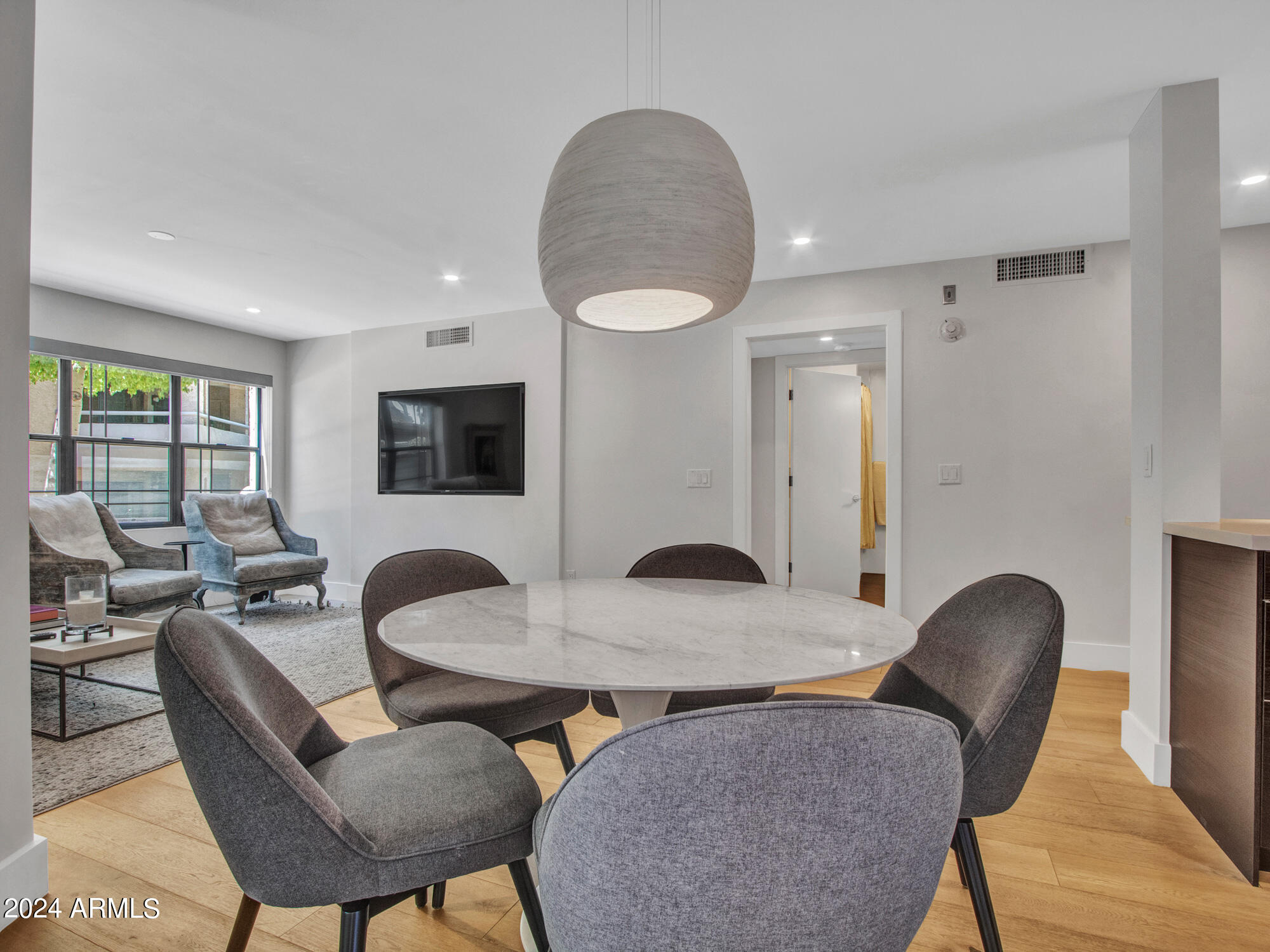 Phoenix, Arizona 85016, United States, 2 Bedrooms Bedrooms, ,2 BathroomsBathrooms,Residential,Active,44983