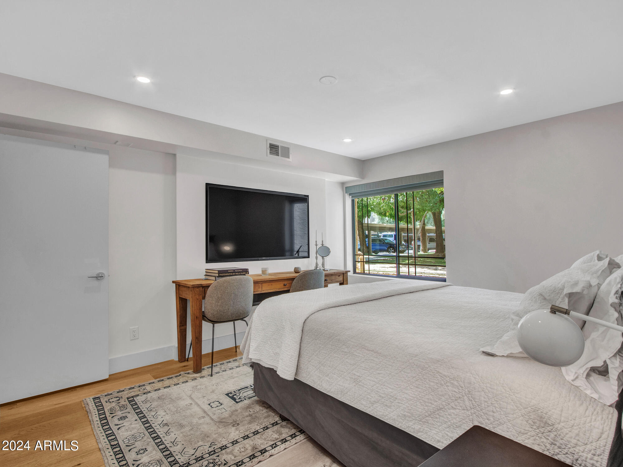 Phoenix, Arizona 85016, United States, 2 Bedrooms Bedrooms, ,2 BathroomsBathrooms,Residential,Active,44983