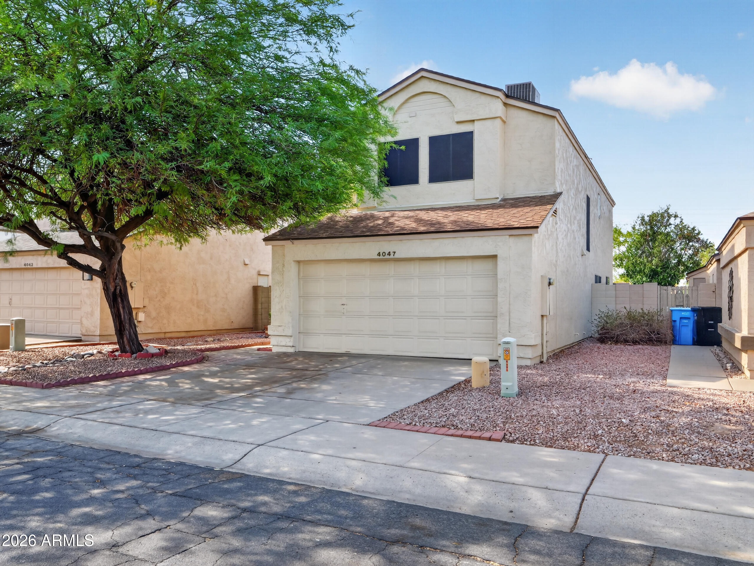 4047 W WHISPERING WIND Drive