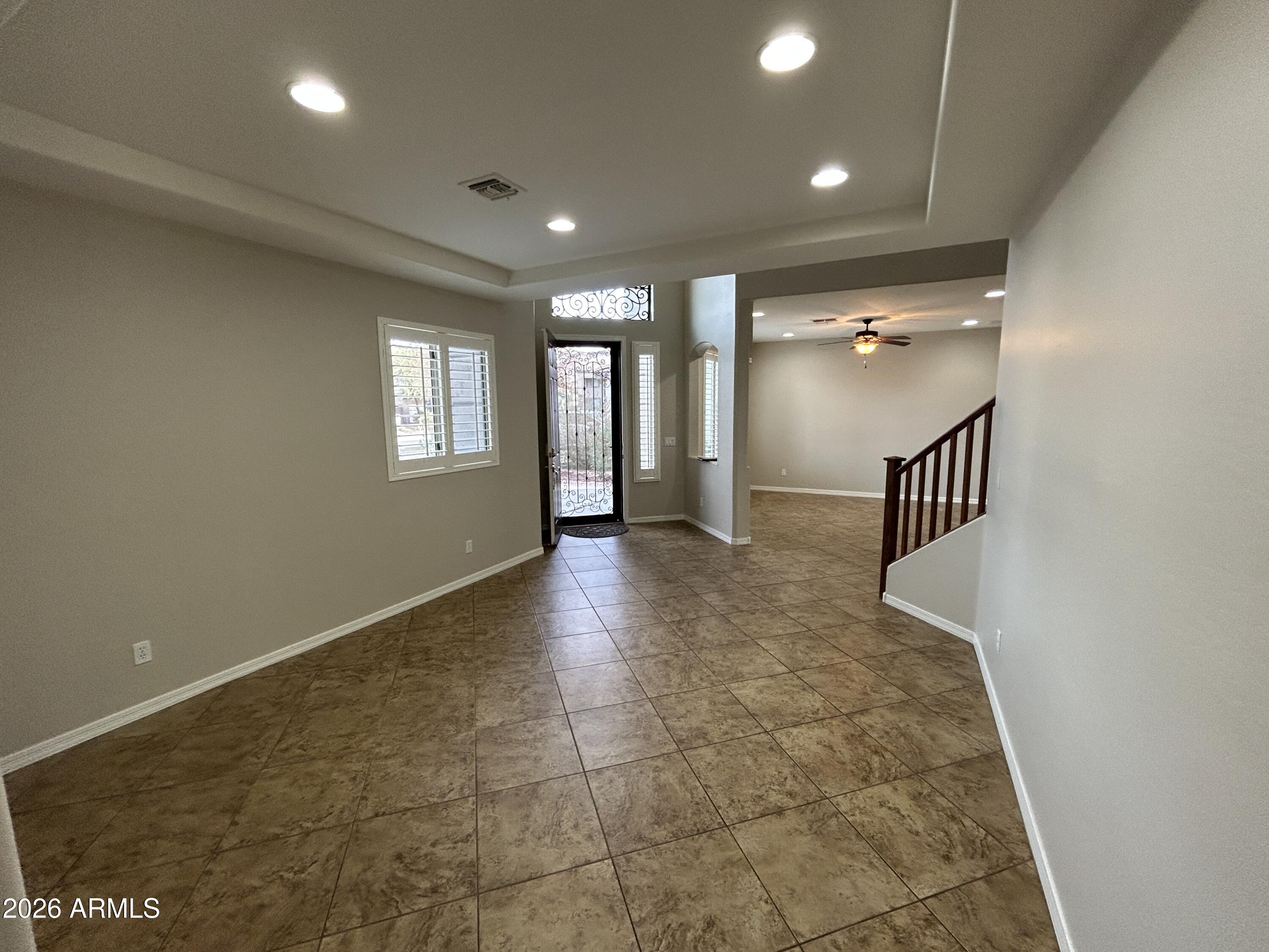 5411 W ROWEL Road