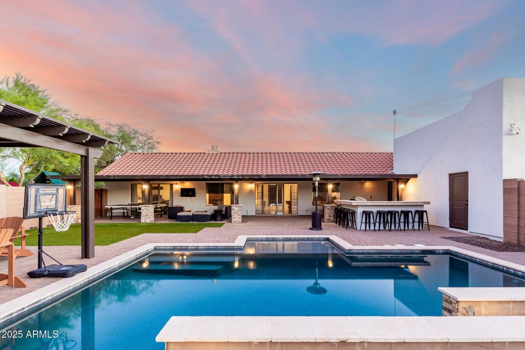 Photo of 6632 E Calle De Las Estrellas Road, Cave Creek, AZ 85331 (MLS # 6921708)