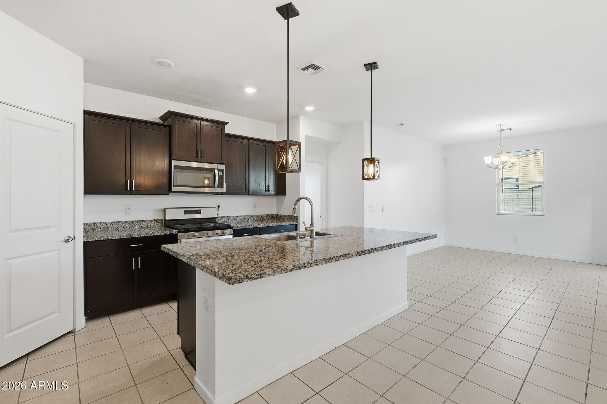 6762 W Encinas Lane Lane