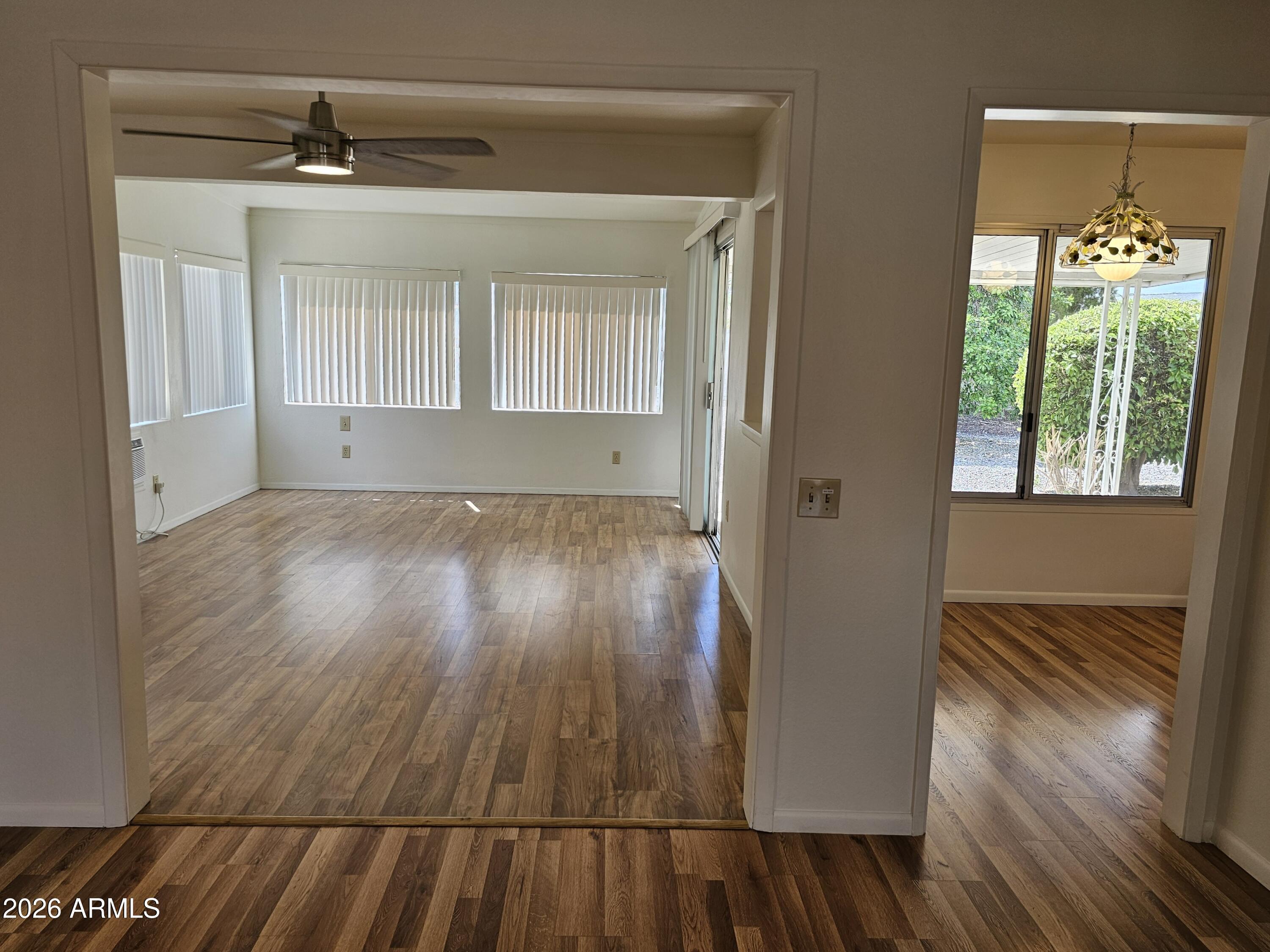 9859 W EMBERWOOD Drive