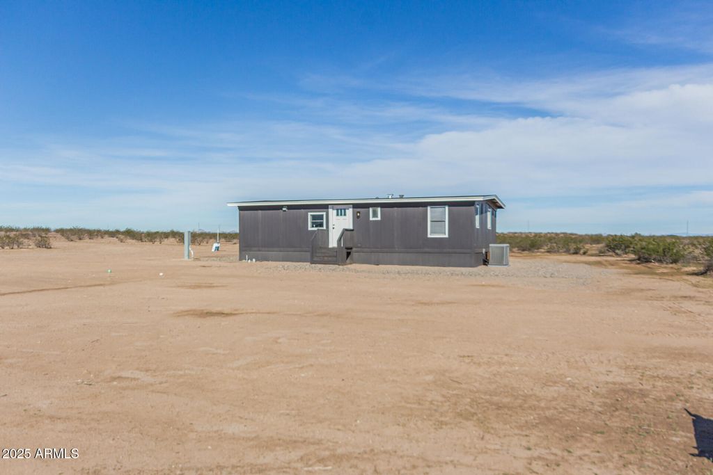 Photo of 35353 W Wier Avenue, Tonopah, AZ 85354 (MLS # 6952937)