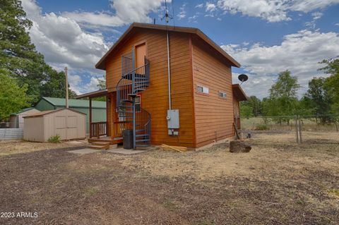 A home in Pinetop-Lakeside