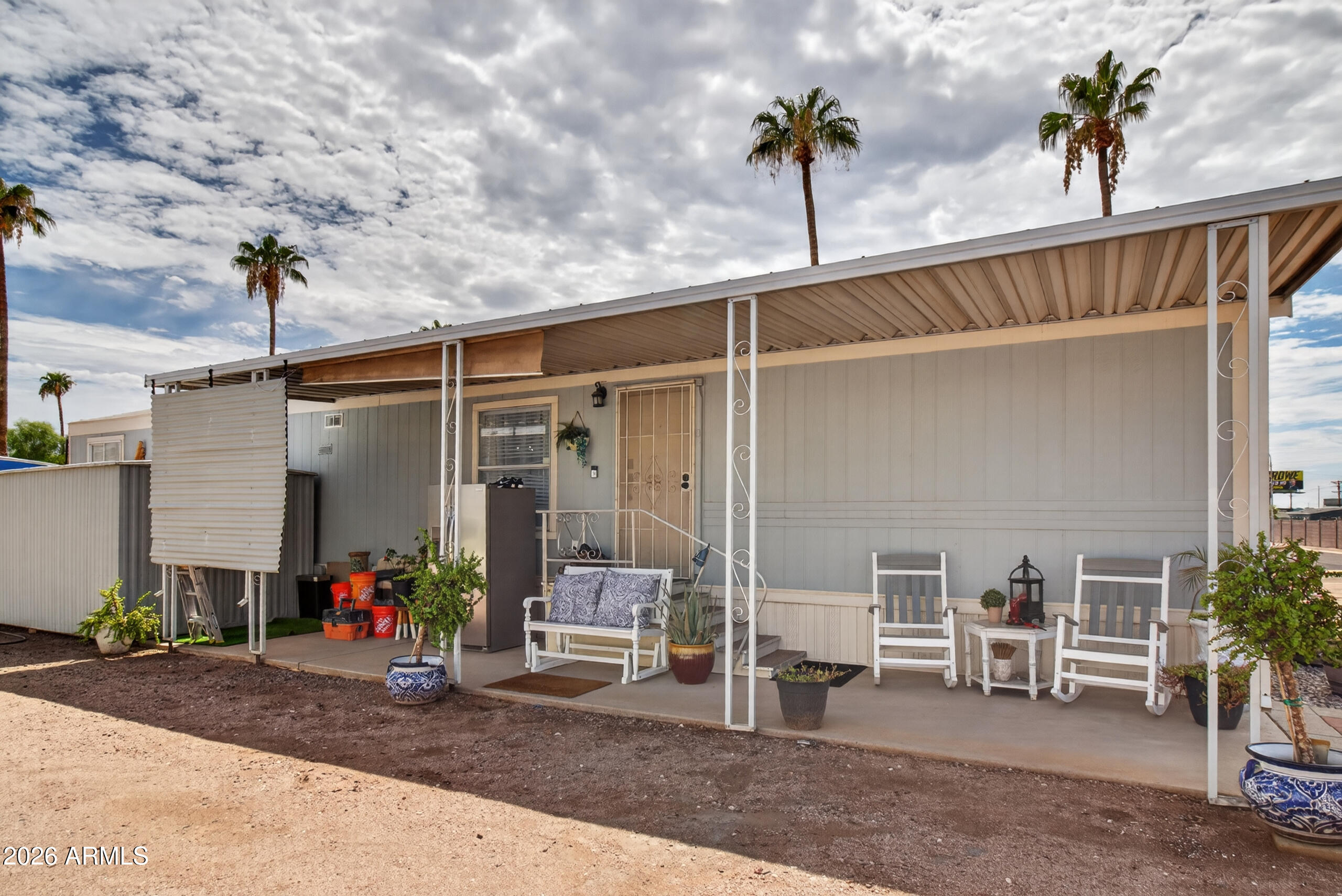 8421 E MAIN Street 99
