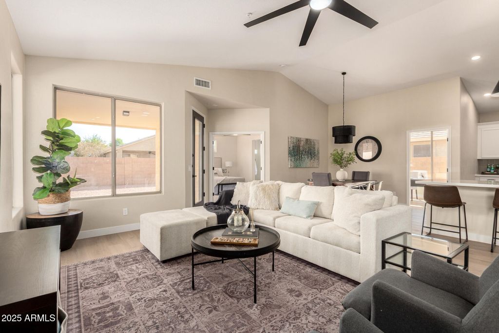 Photo of 863 E Kyle Court, Gilbert, AZ 85296 (MLS # 6925377)