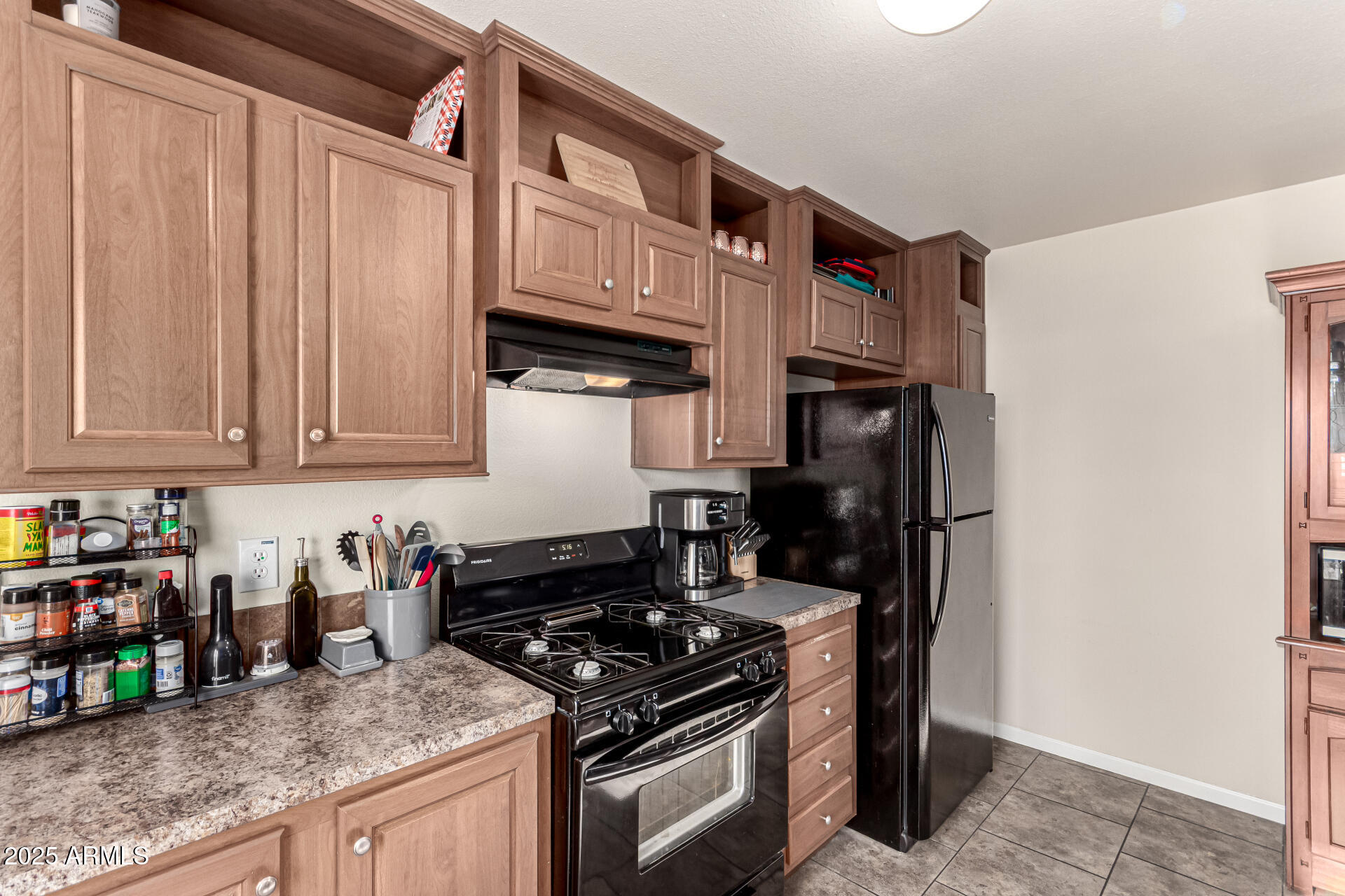 7810 W PEORIA Avenue 121