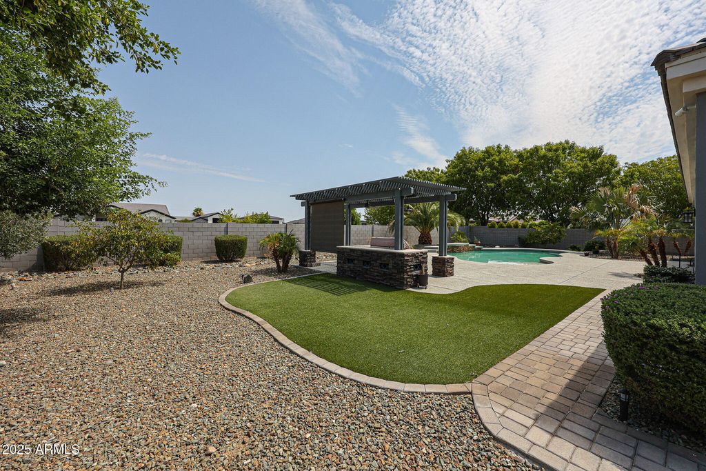 Photo of 18208 W Rancho Court, Litchfield Park, AZ 85340 (MLS # 6893236)