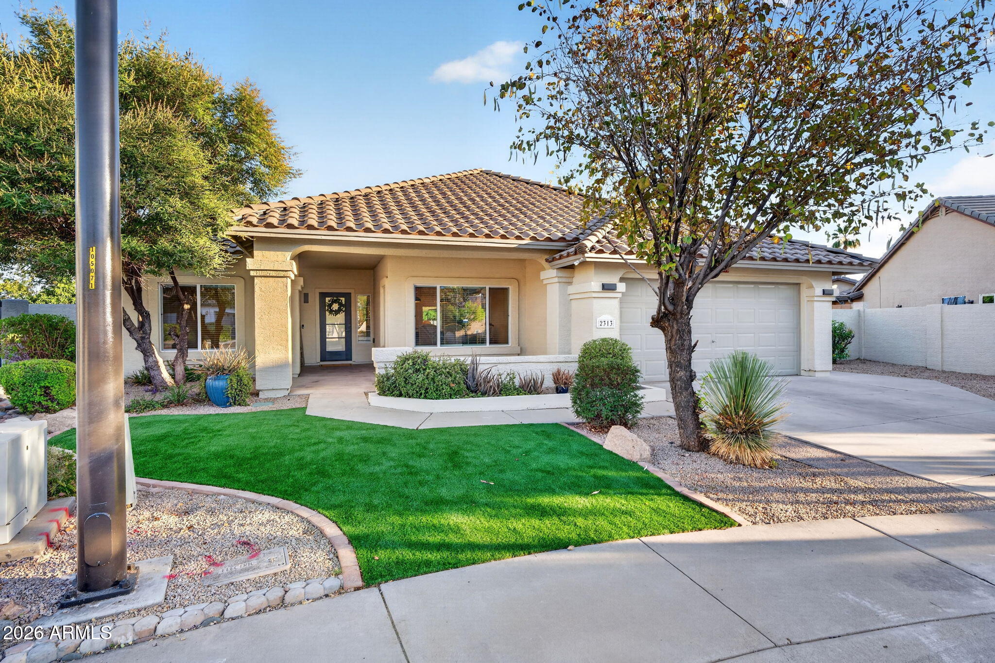 2313 E CORTEZ Drive