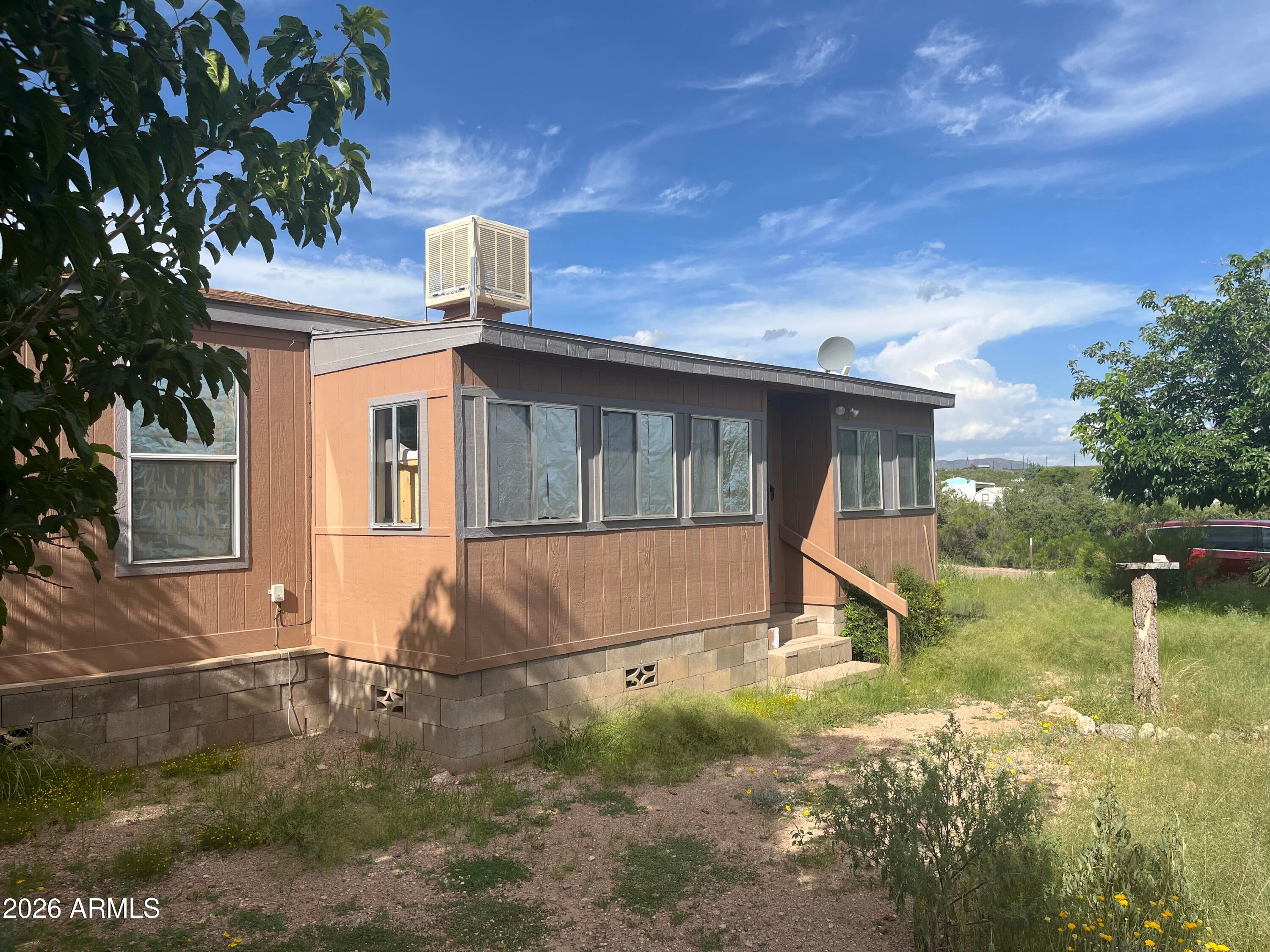 1324 N SADDLEBACK Drive