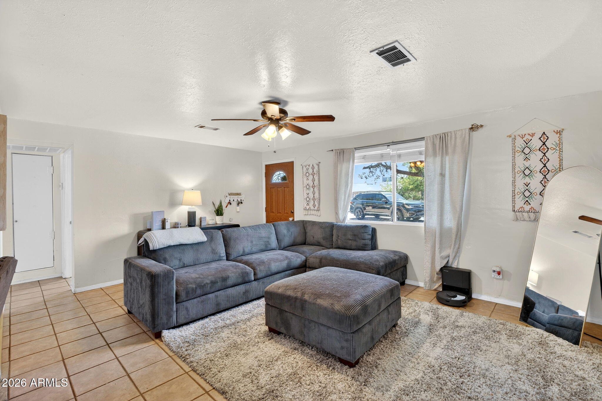 11207 N 17TH Drive