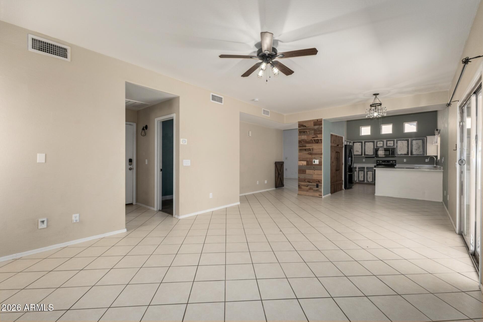 10819 E FLORIAN Avenue