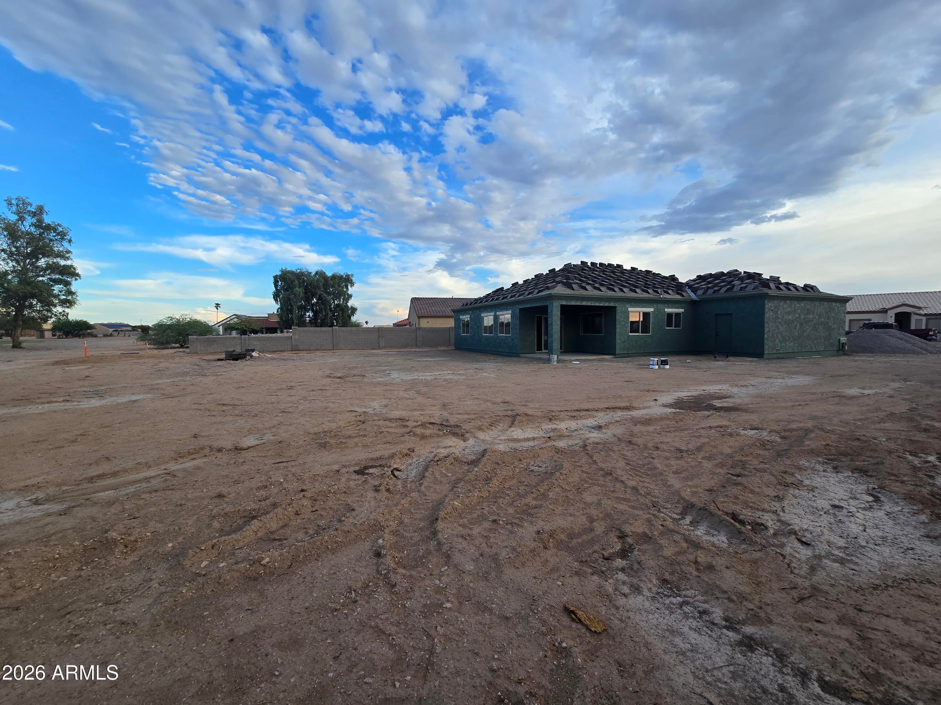 8560 W MISSION HILLS Drive