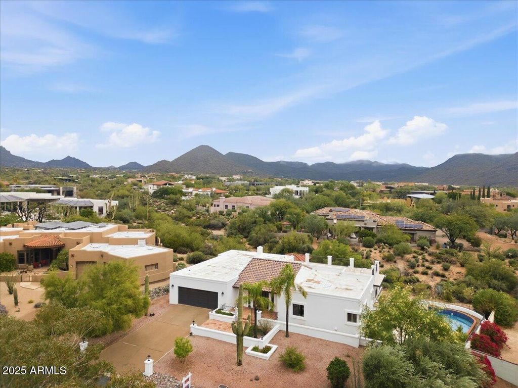 Photo of 9437 E Calle De Valle Drive, Scottsdale, AZ 85255 (MLS # 7024817)