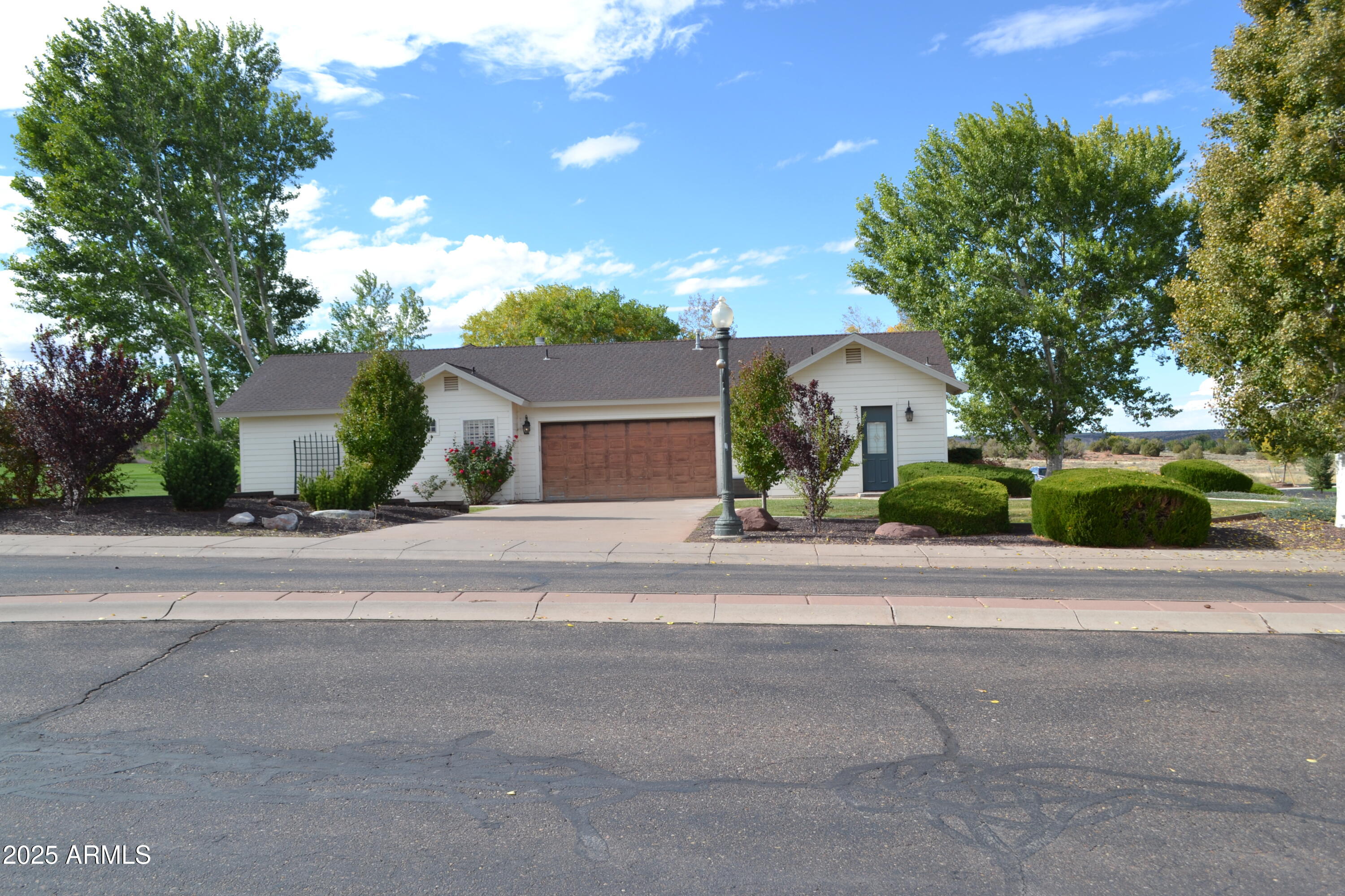 Homes for Sale in Queen Creek Arizona 1 1717 W SAND TRAP Lane