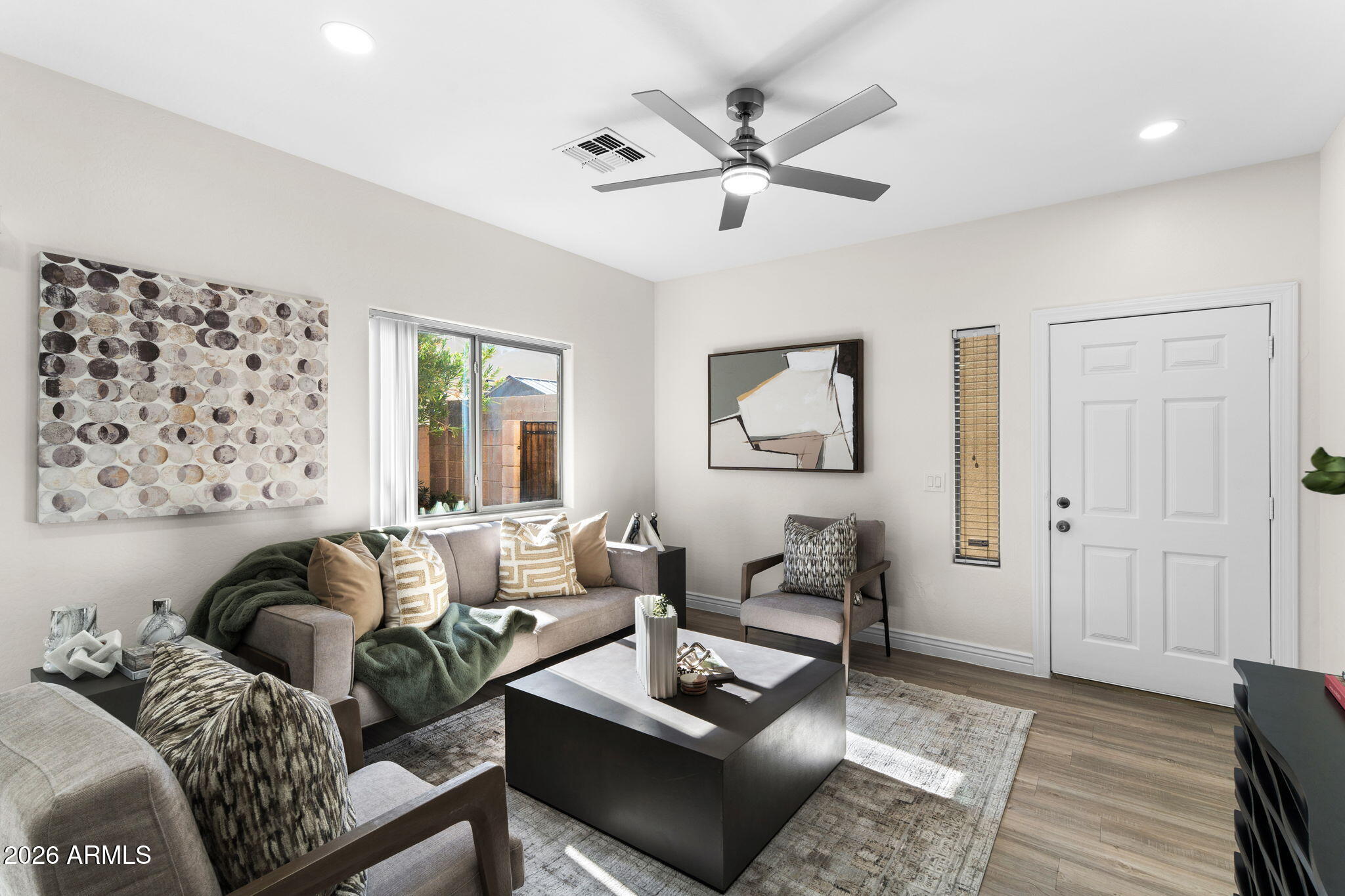 2723 E SCHILIRO Circle