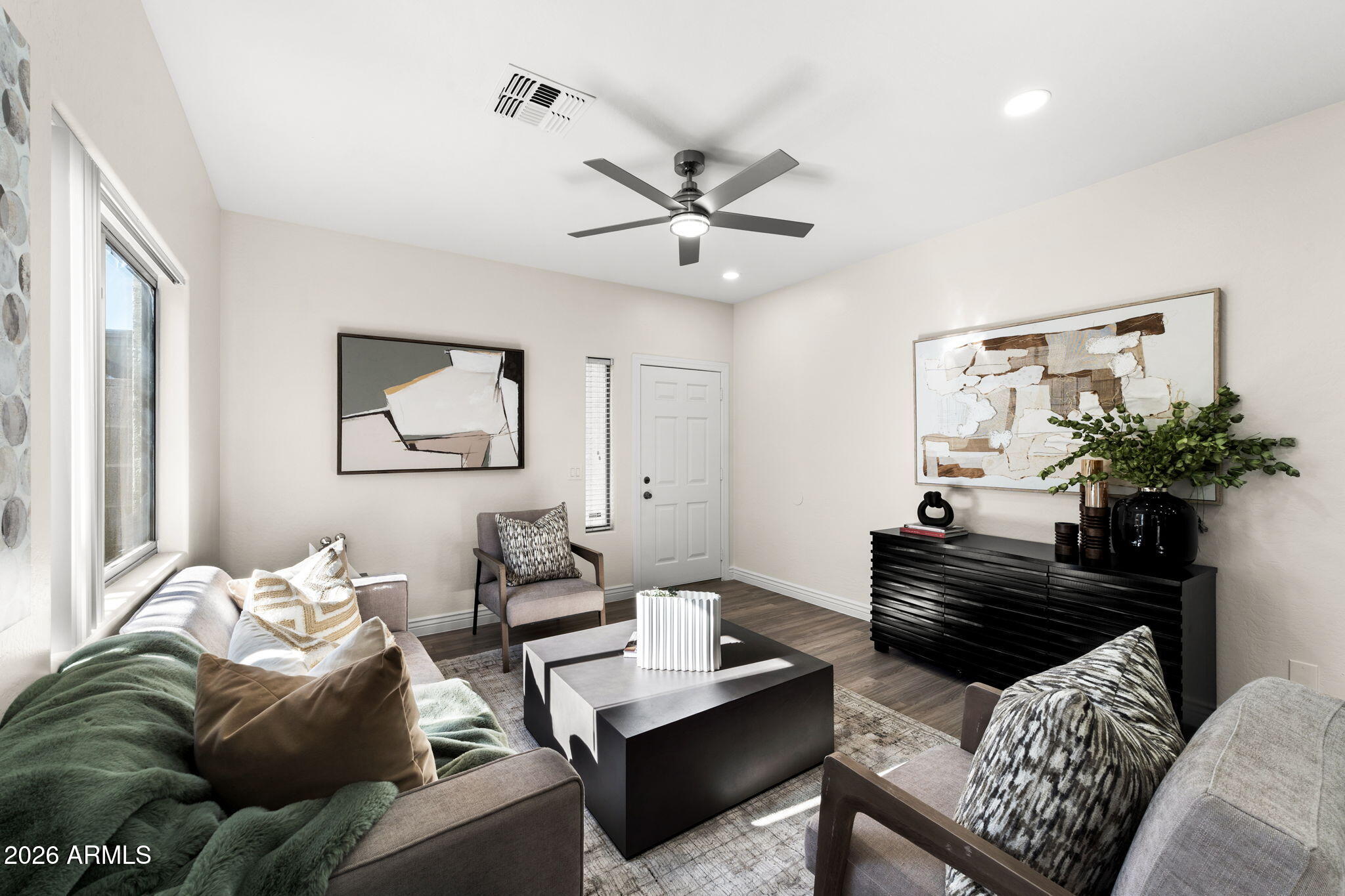 2723 E SCHILIRO Circle