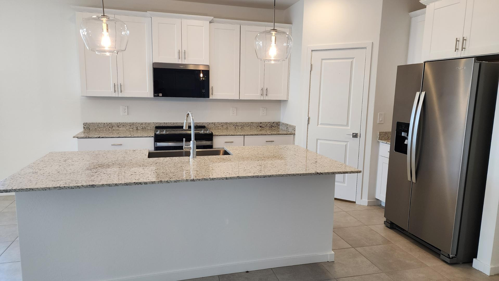 7615 E Cozy Cottage Lane