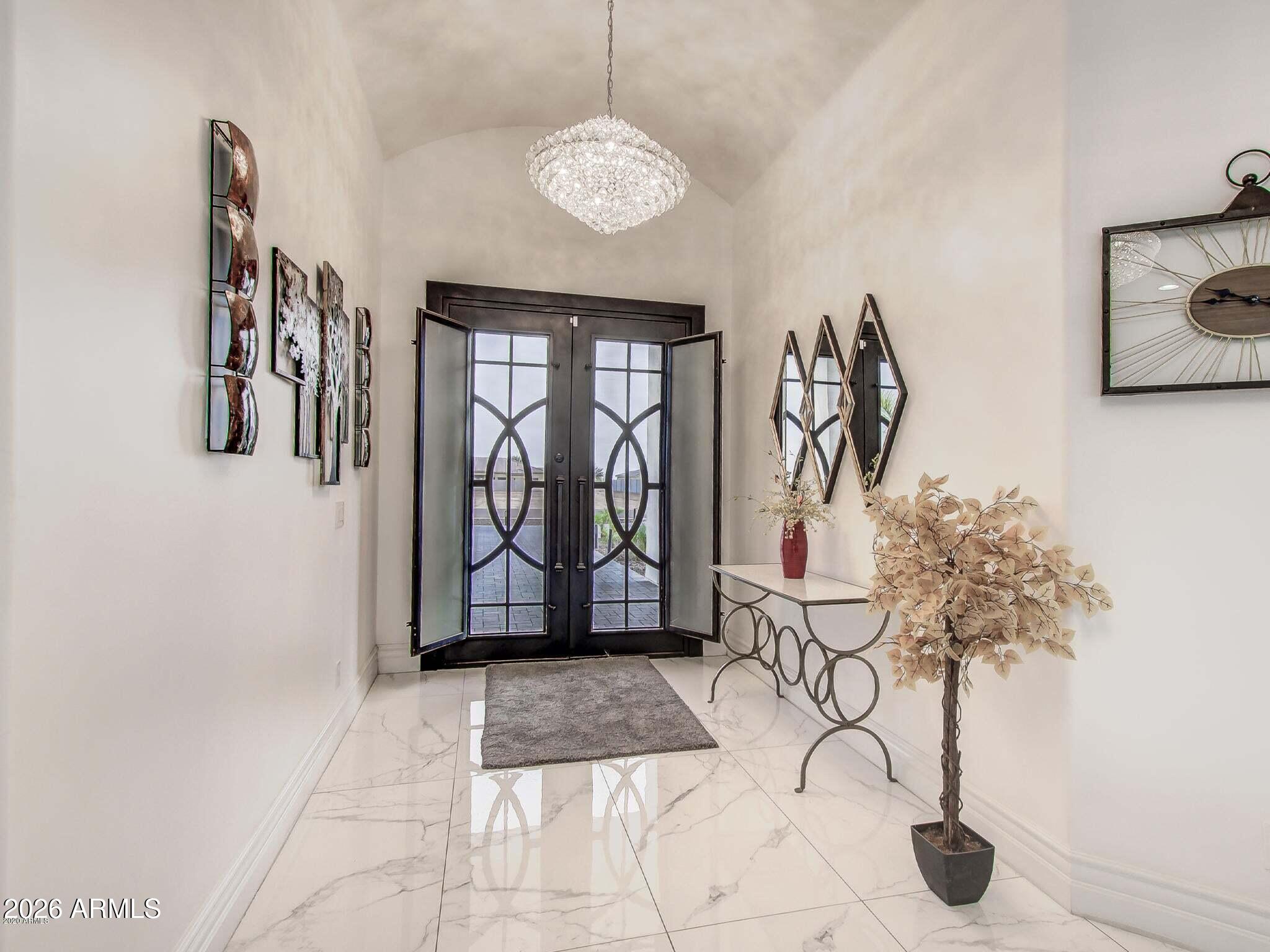15904 W CINNABAR Court