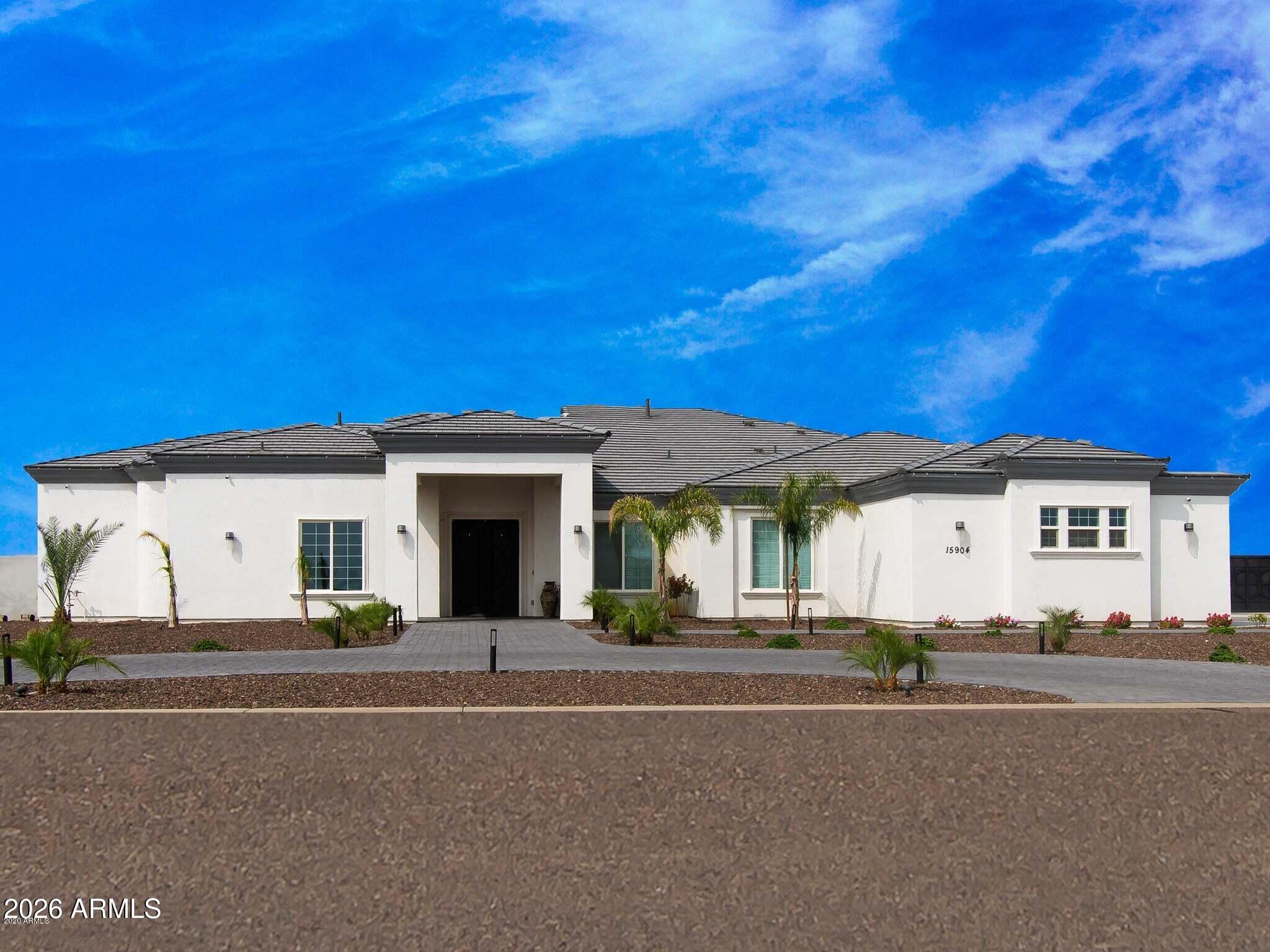 15904 W CINNABAR Court
