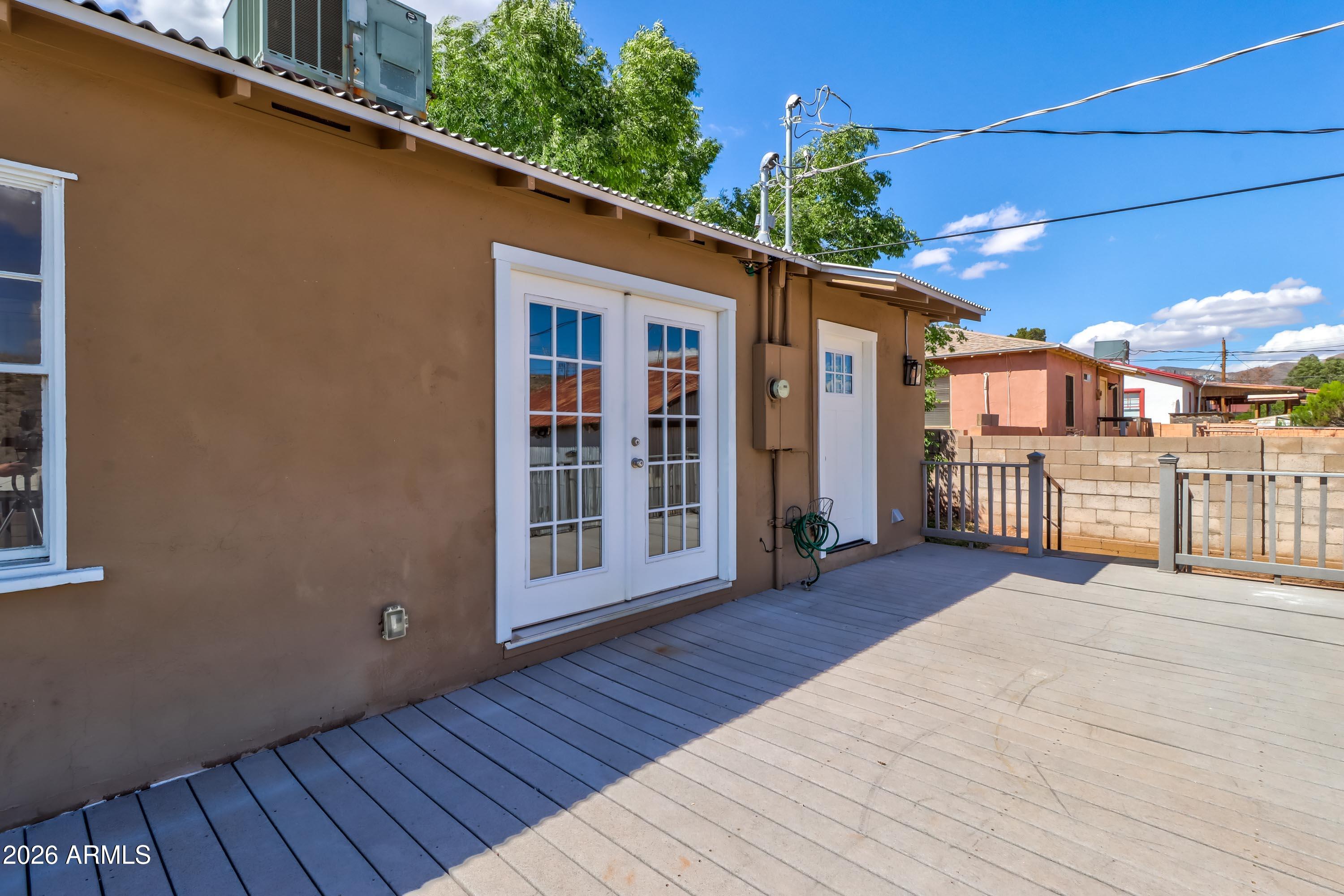 BRIGGS ADD BORNITE - Residential