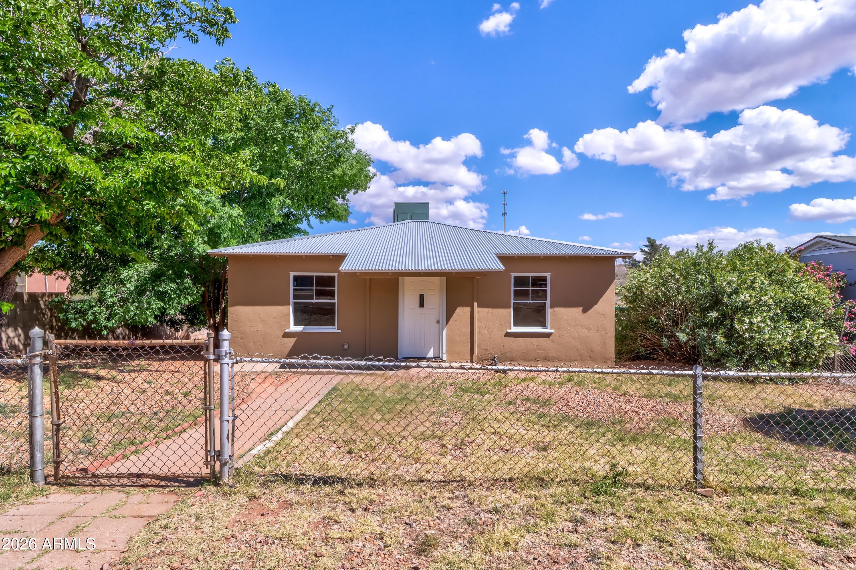 107 BORNITE Avenue
