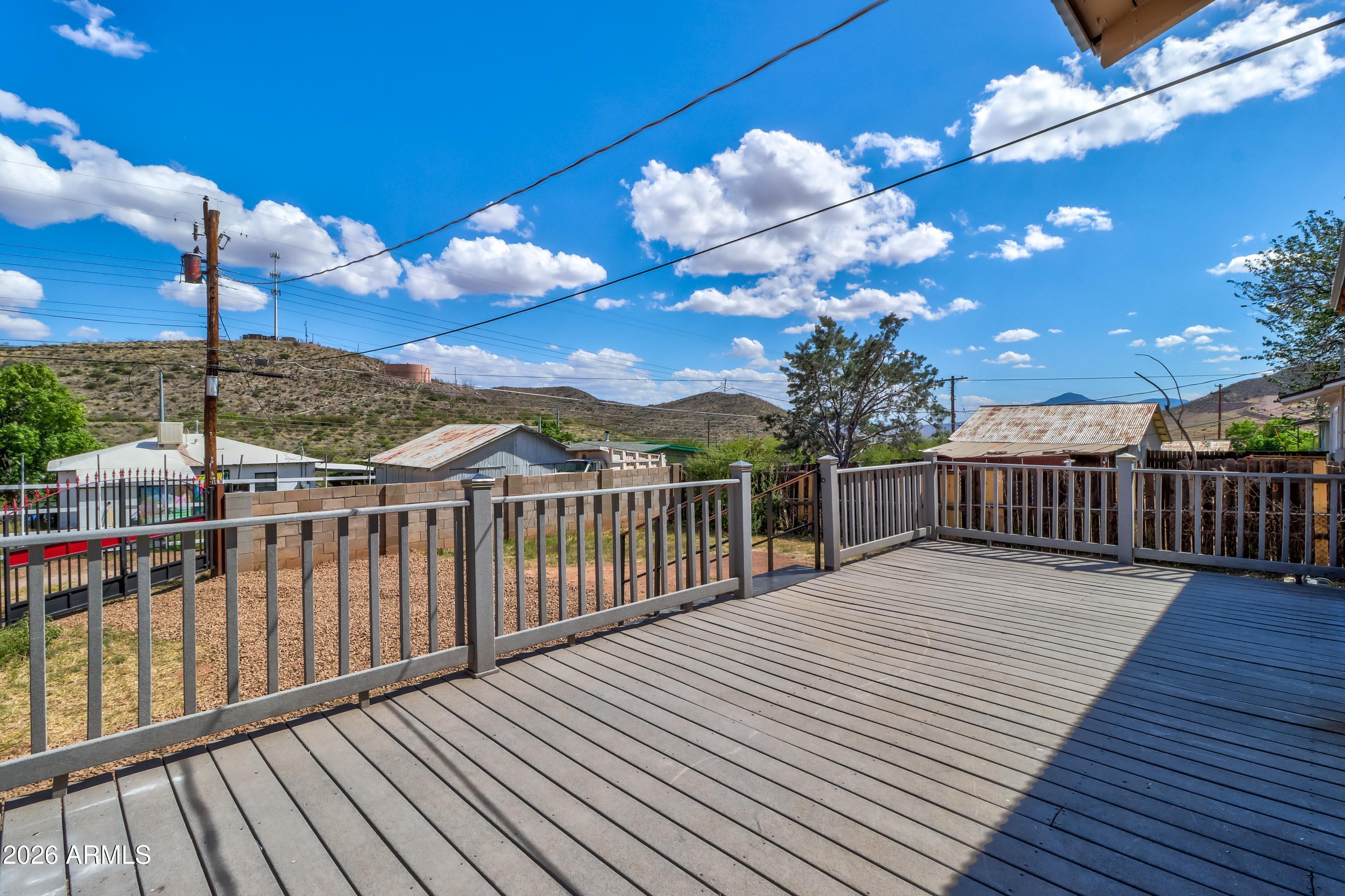BRIGGS ADD BORNITE - Residential