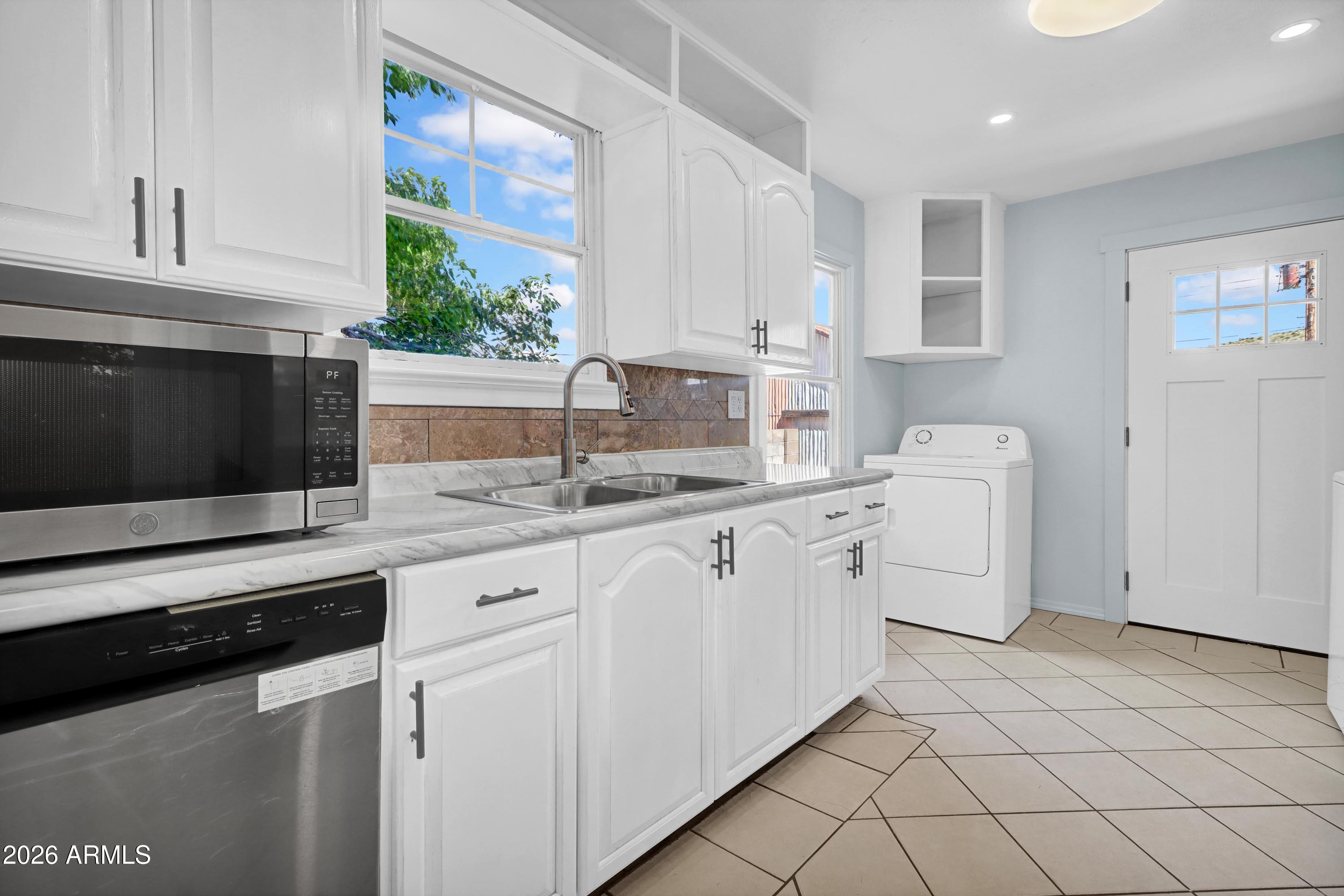 BRIGGS ADD BORNITE - Residential