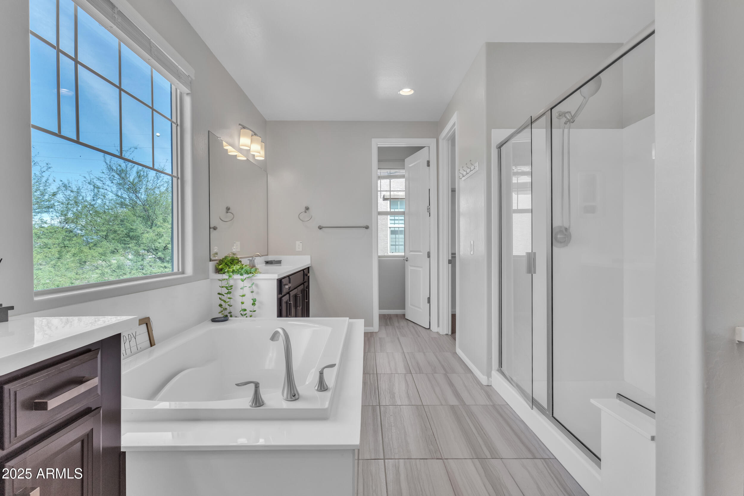 250 E WISTERIA Drive