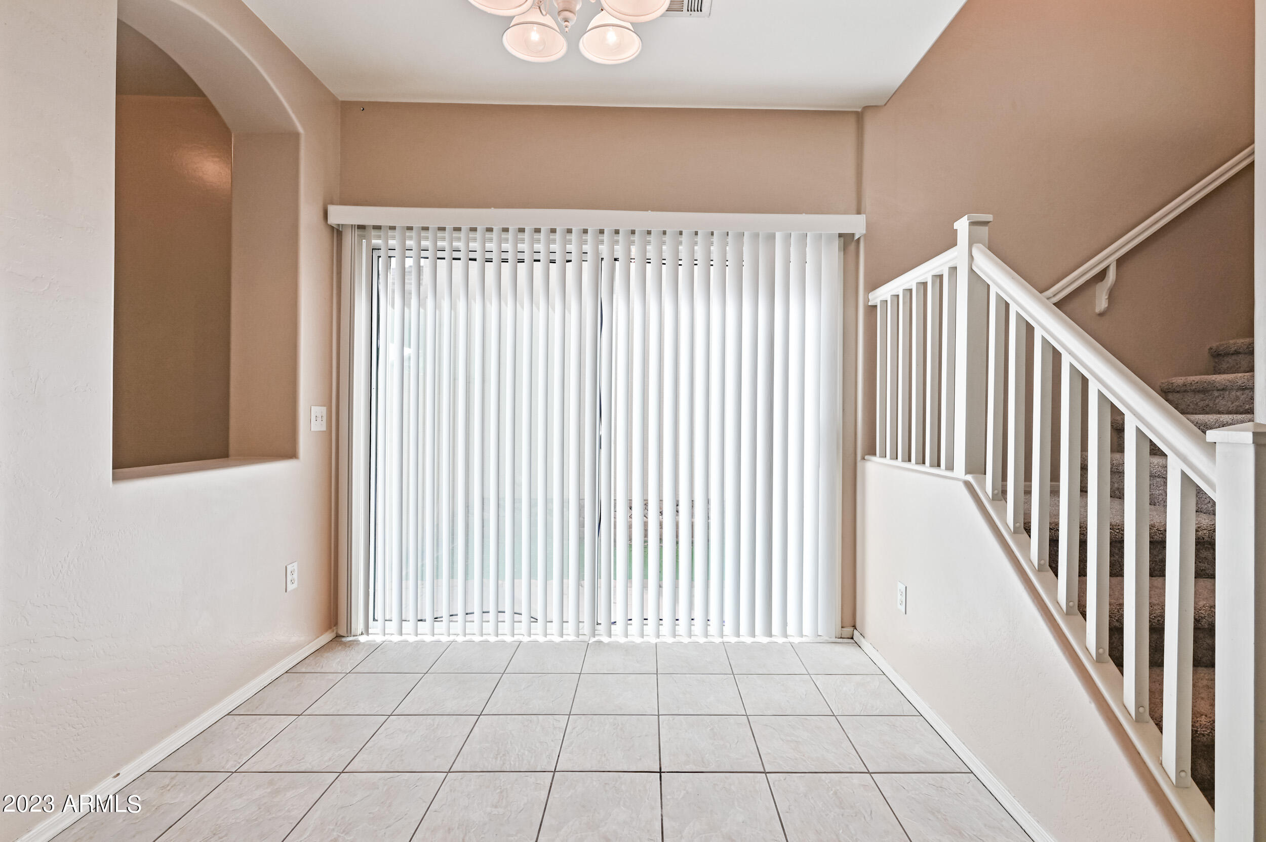 1559 S Longspur Lane