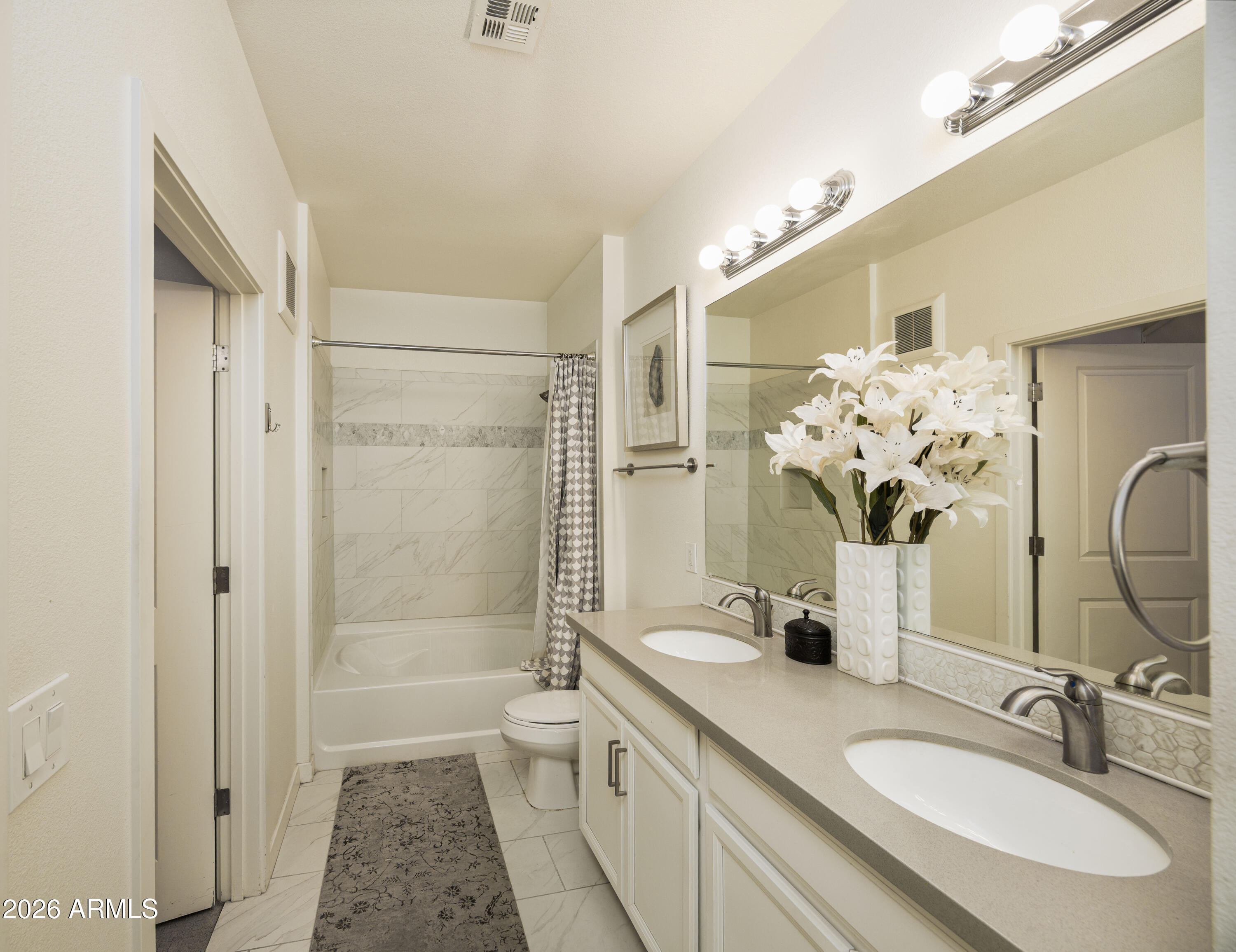 CAYS AT DOWNTOWN OCOTILLO CONDOMINIUM AMD - Residential