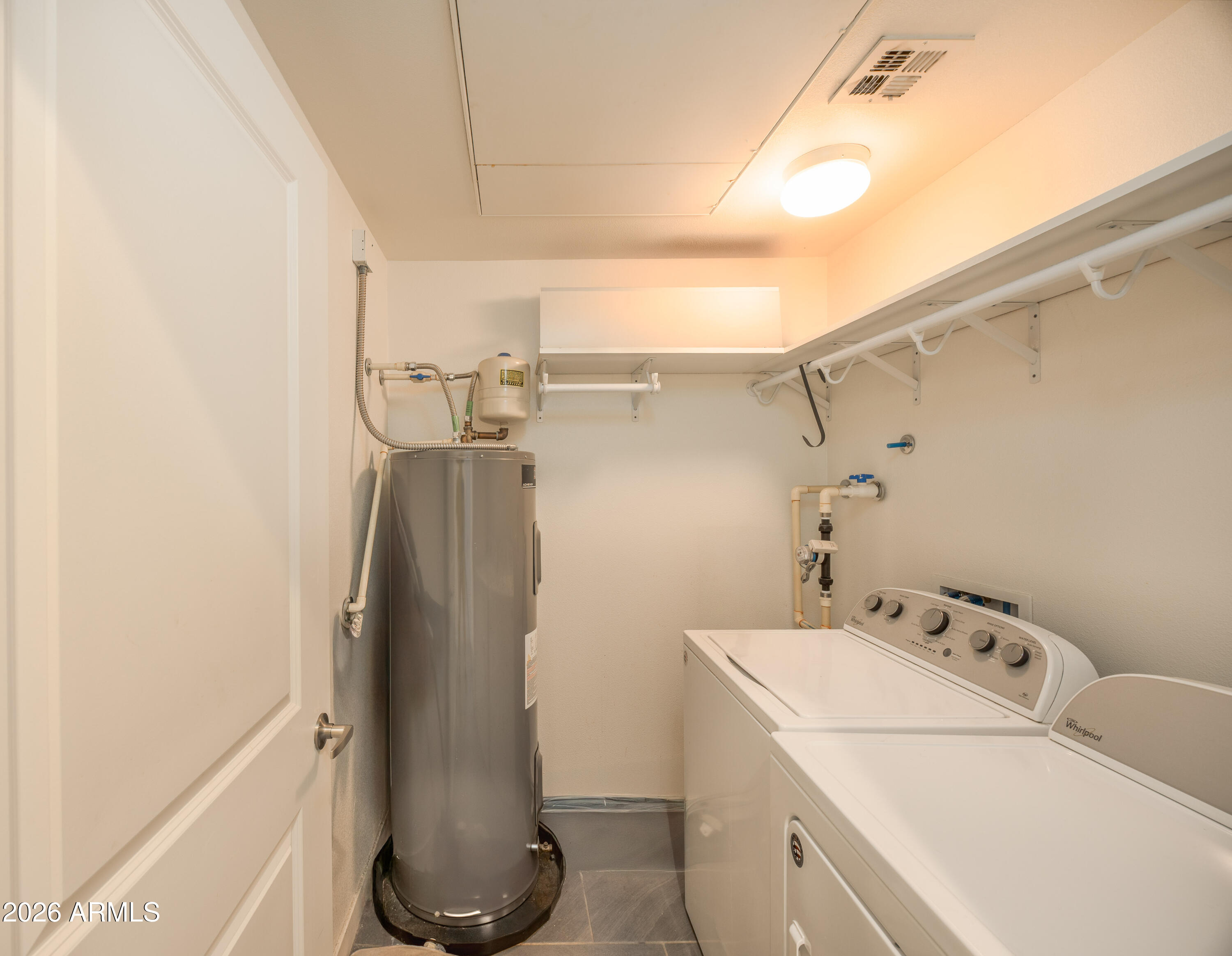 CAYS AT DOWNTOWN OCOTILLO CONDOMINIUM AMD - Residential