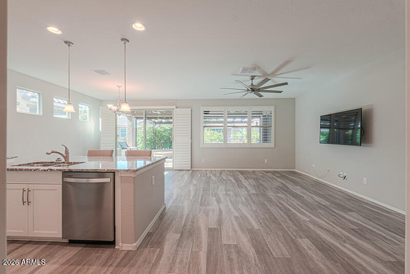 41588 W SUMMER WIND Way