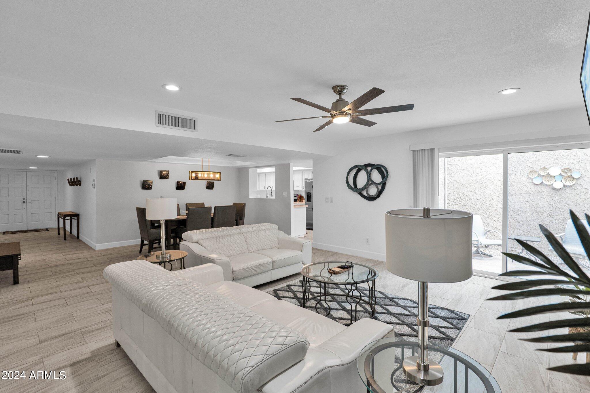 7537 N VIA CAMELLO DEL SUR --