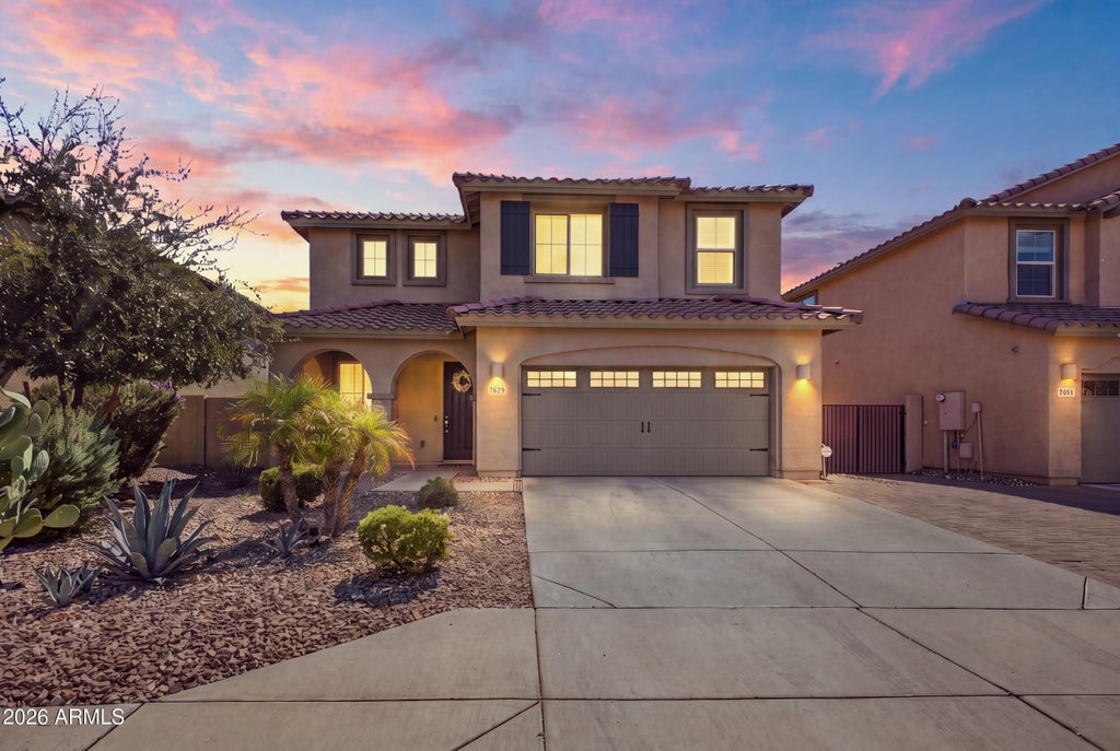 Photo of 7629 W Fetlock Trail, Peoria, AZ 85383 (MLS # 7088063)