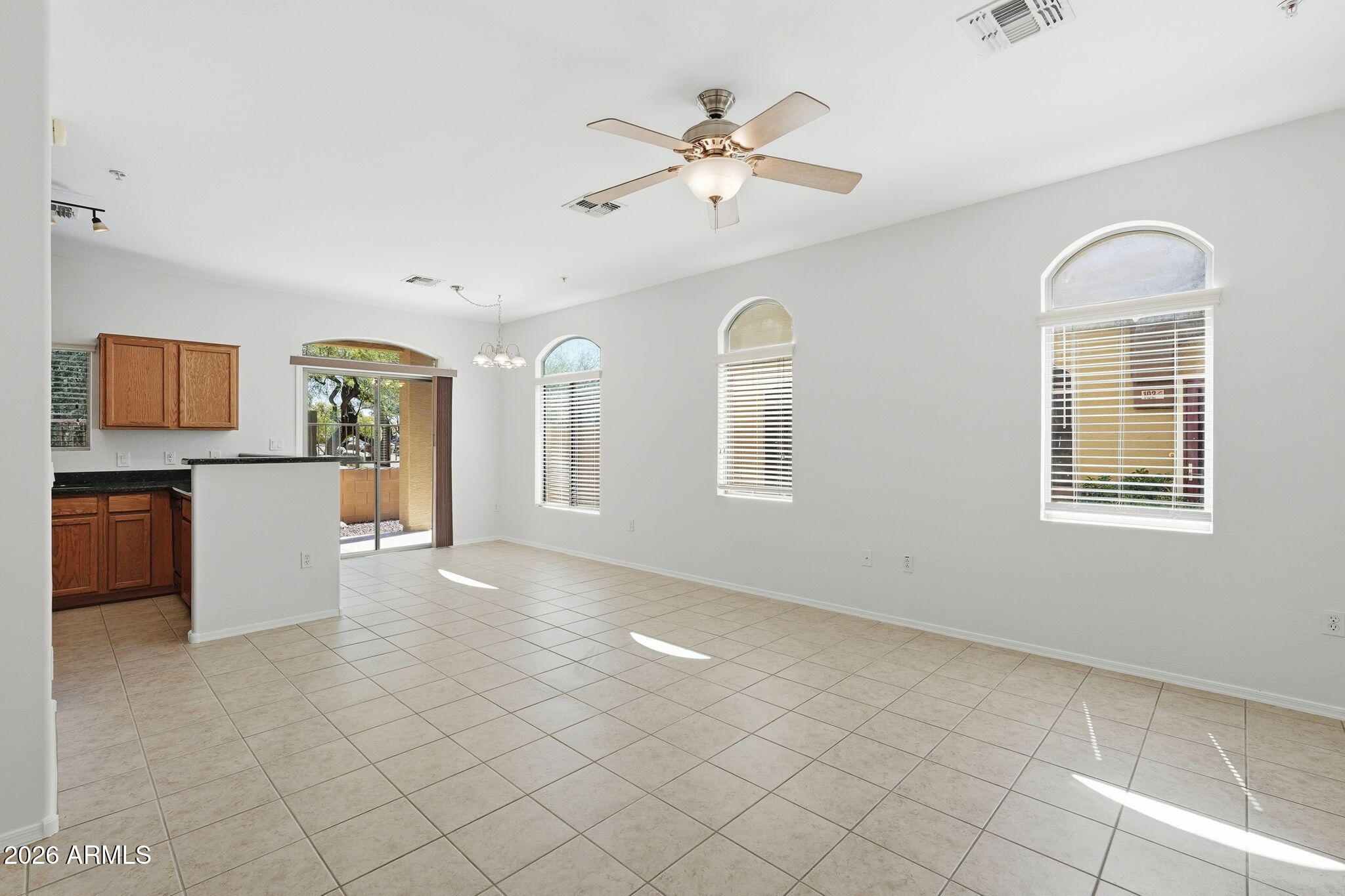 2250 E DEER VALLEY Road 99