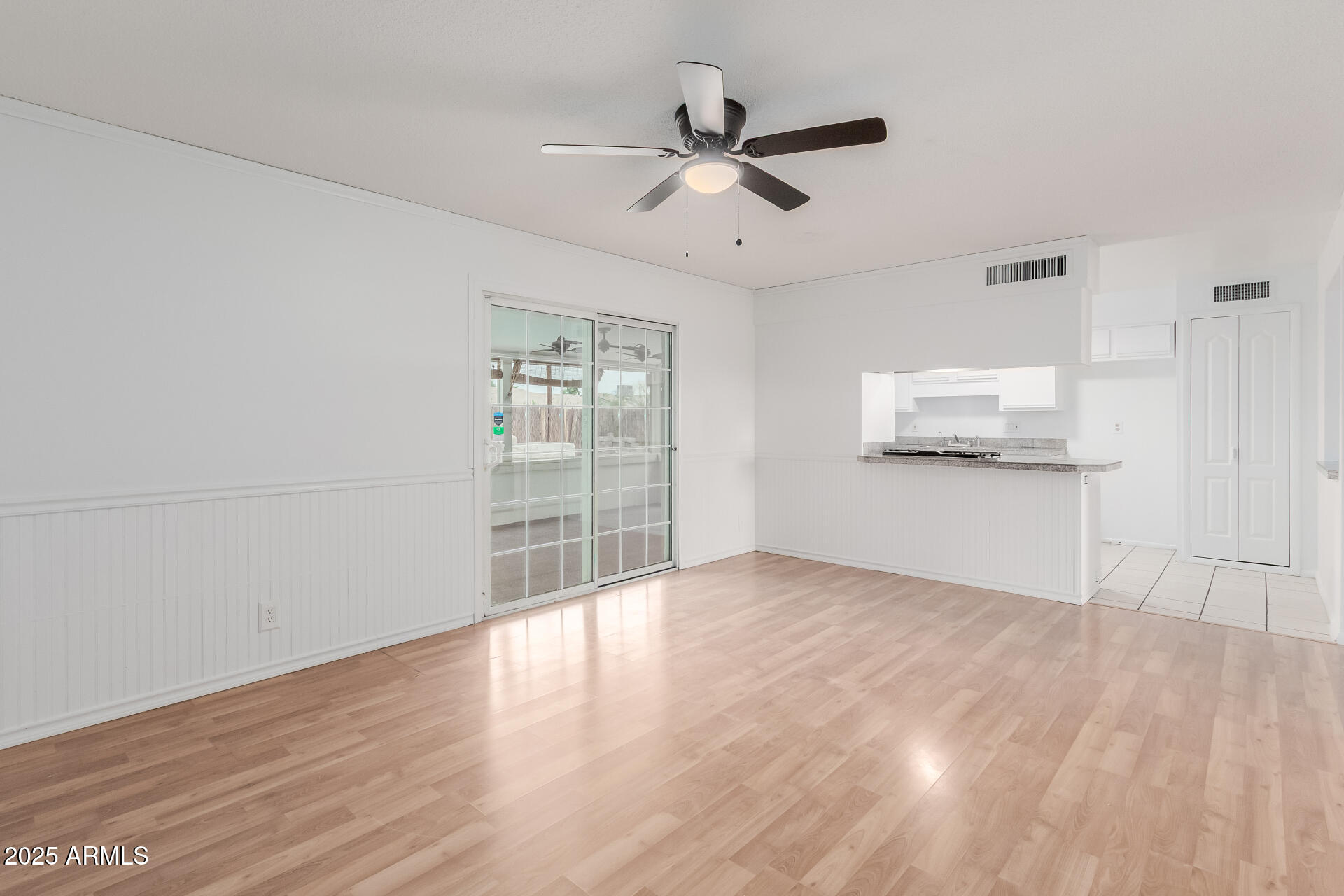 919 W PARKWAY Boulevard