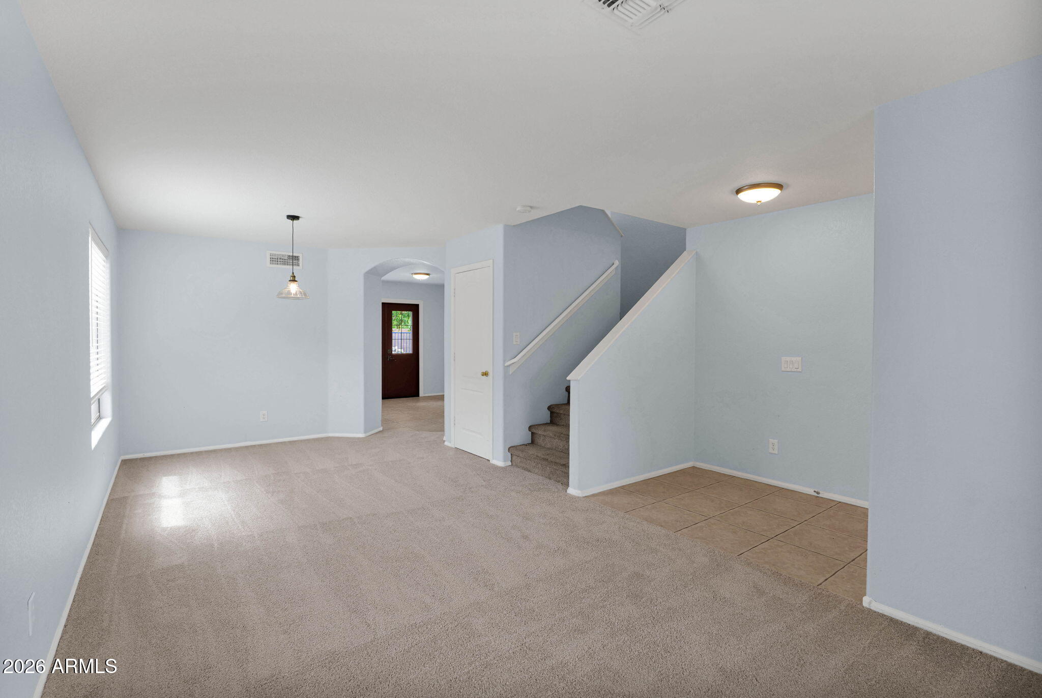 2521 W RED FOX Road