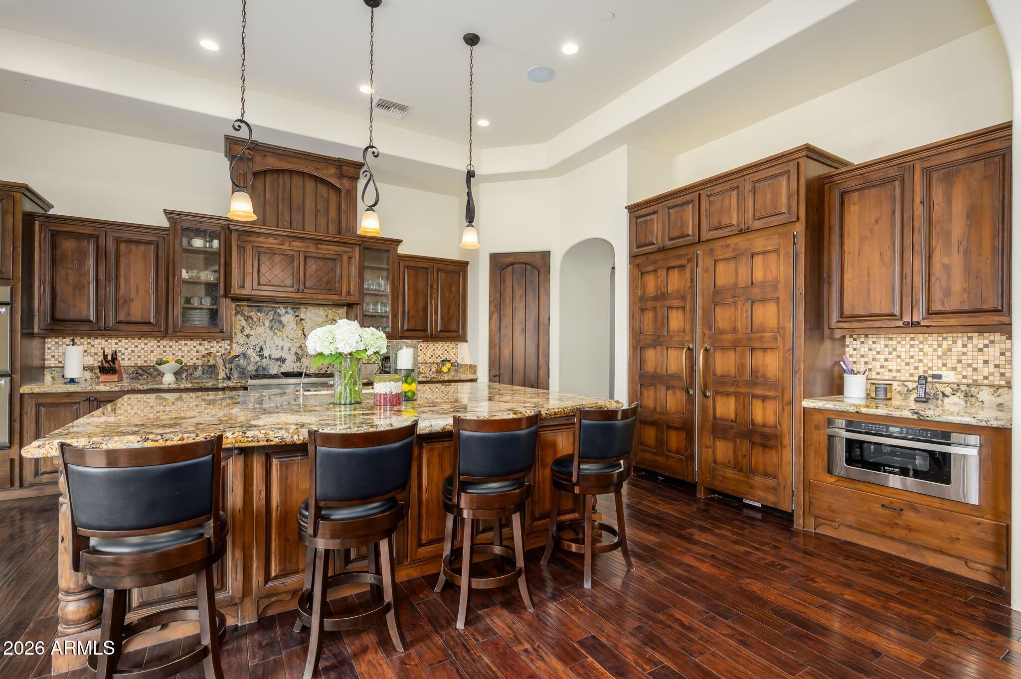 SIERRA HILLS - Residential