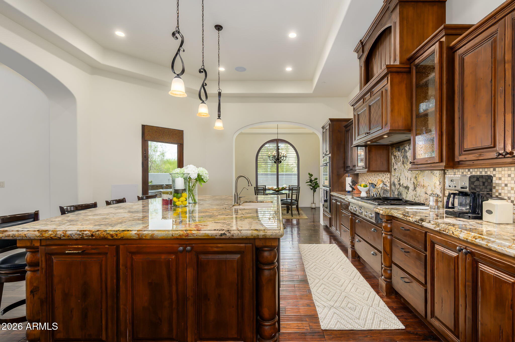 SIERRA HILLS - Residential