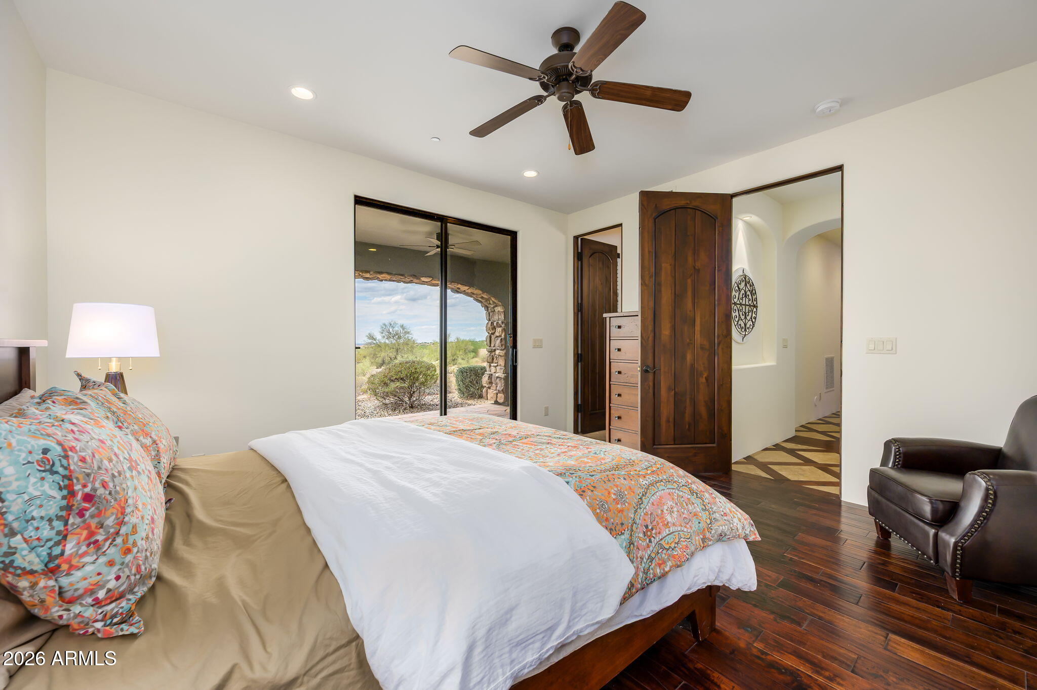 SIERRA HILLS - Residential