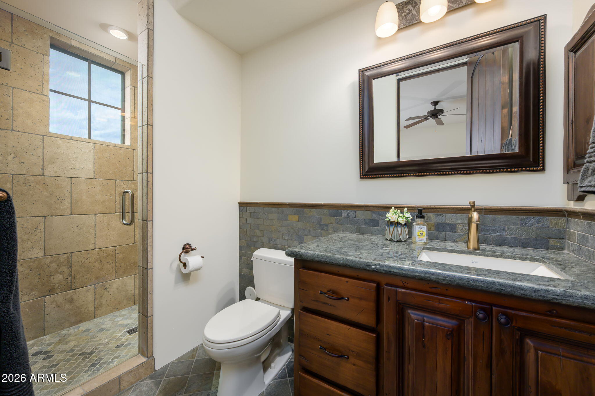 SIERRA HILLS - Residential