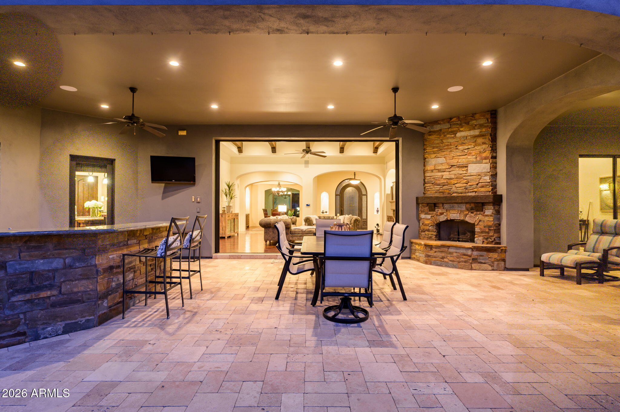 SIERRA HILLS - Residential