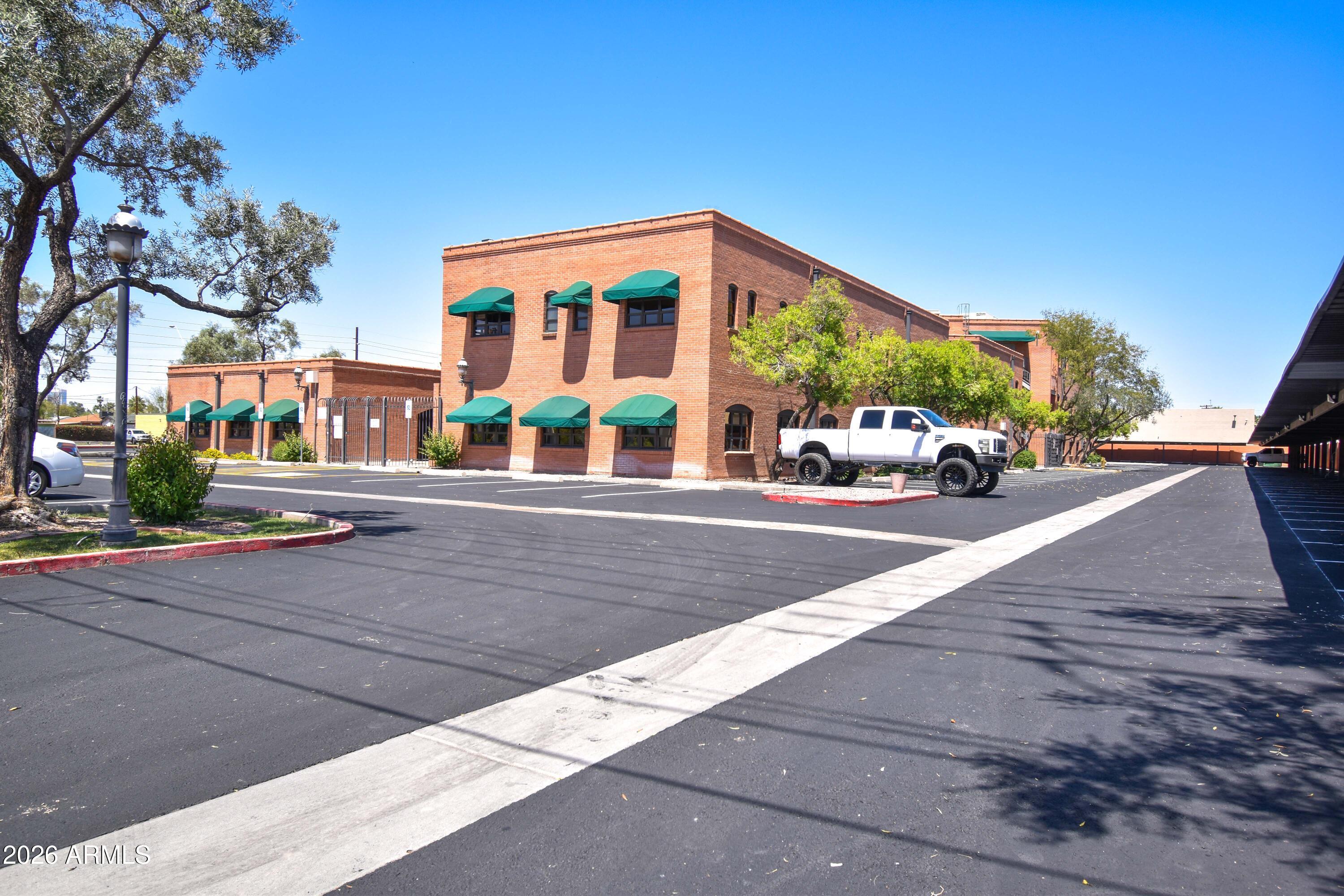 CAMBRIDGE COURT OFFICE CONDOMINIUM - Commercial Sale