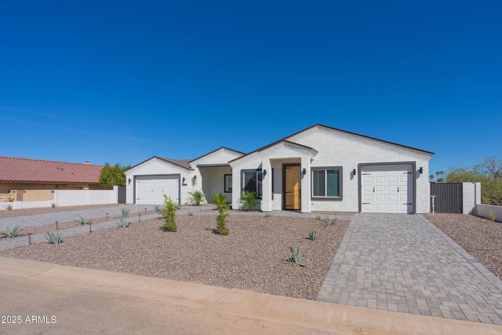 Photo of 14833 S Brook Hollow Road, Arizona City, AZ 85123 (MLS # 6936237)
