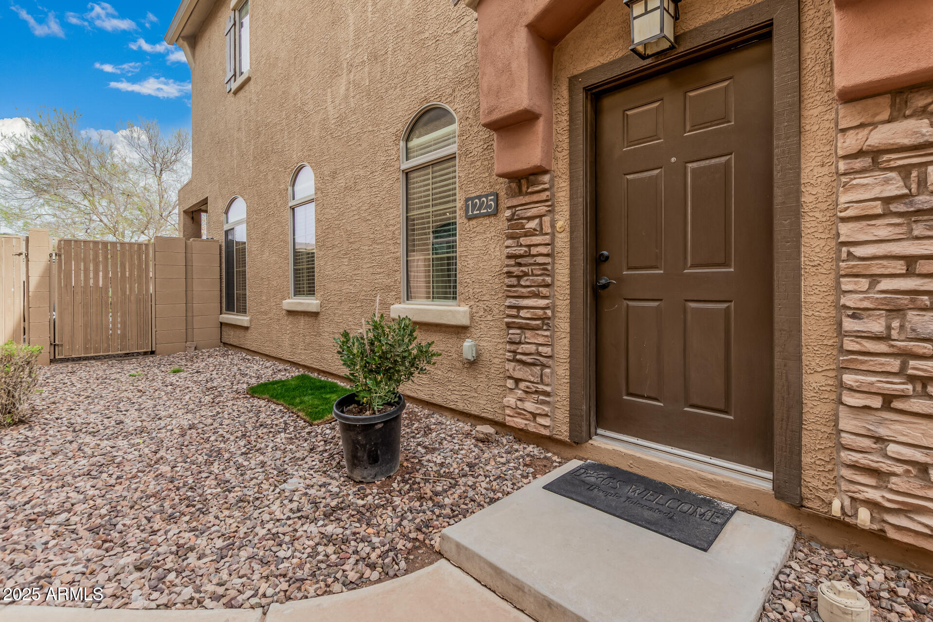 1350 S GREENFIELD Road 1225