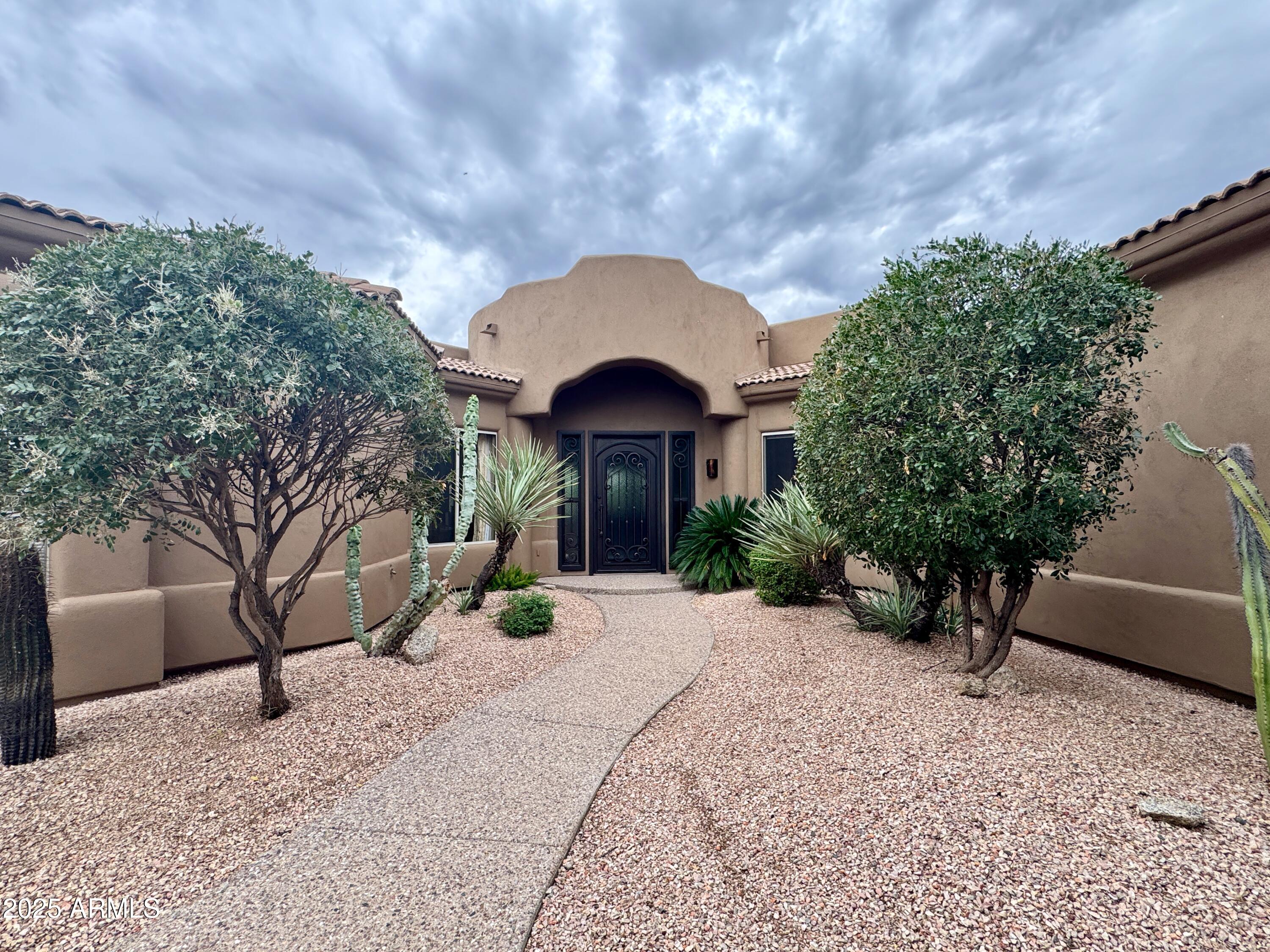 10909 E QUARRY Trail