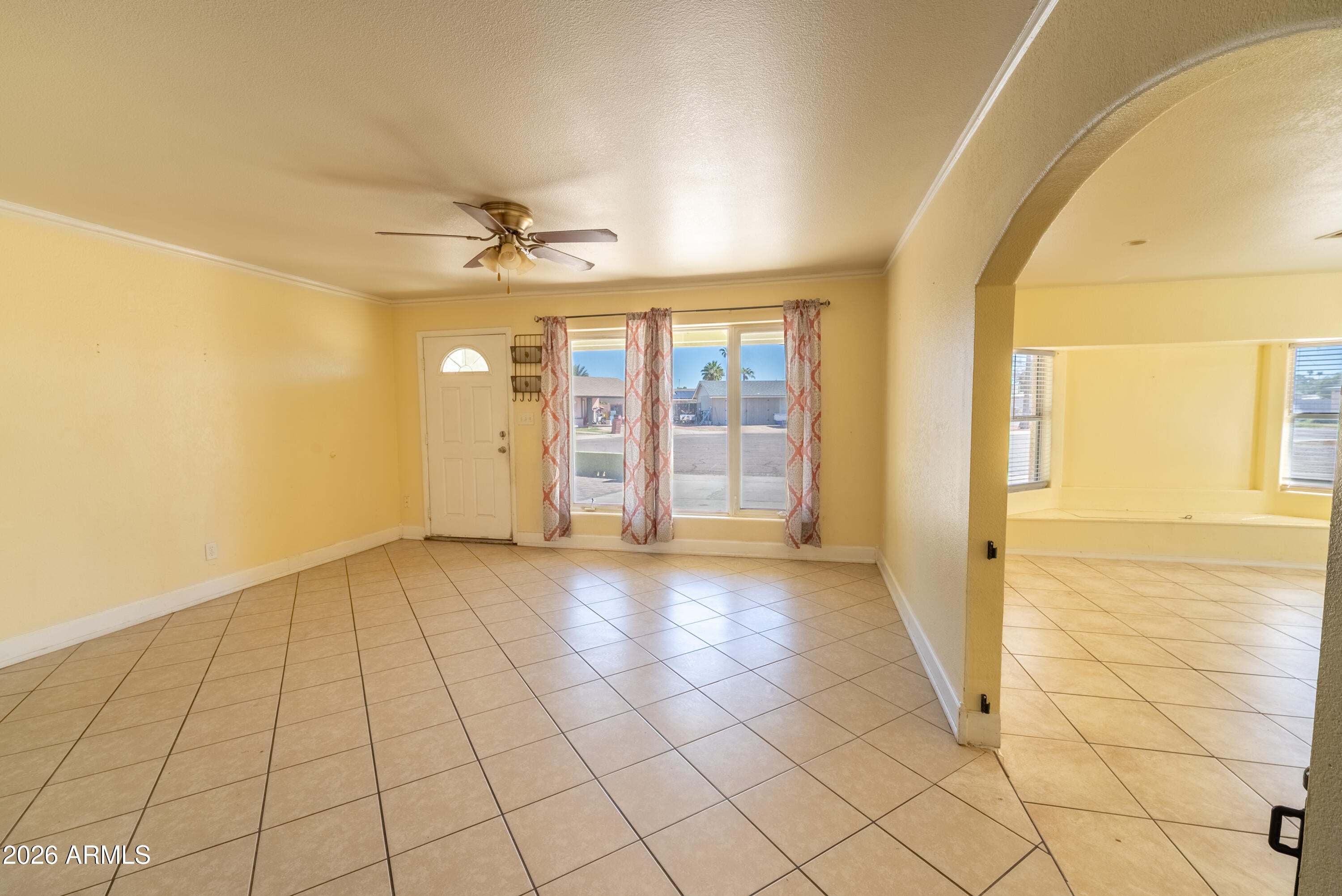 116 E SAGUARO Street
